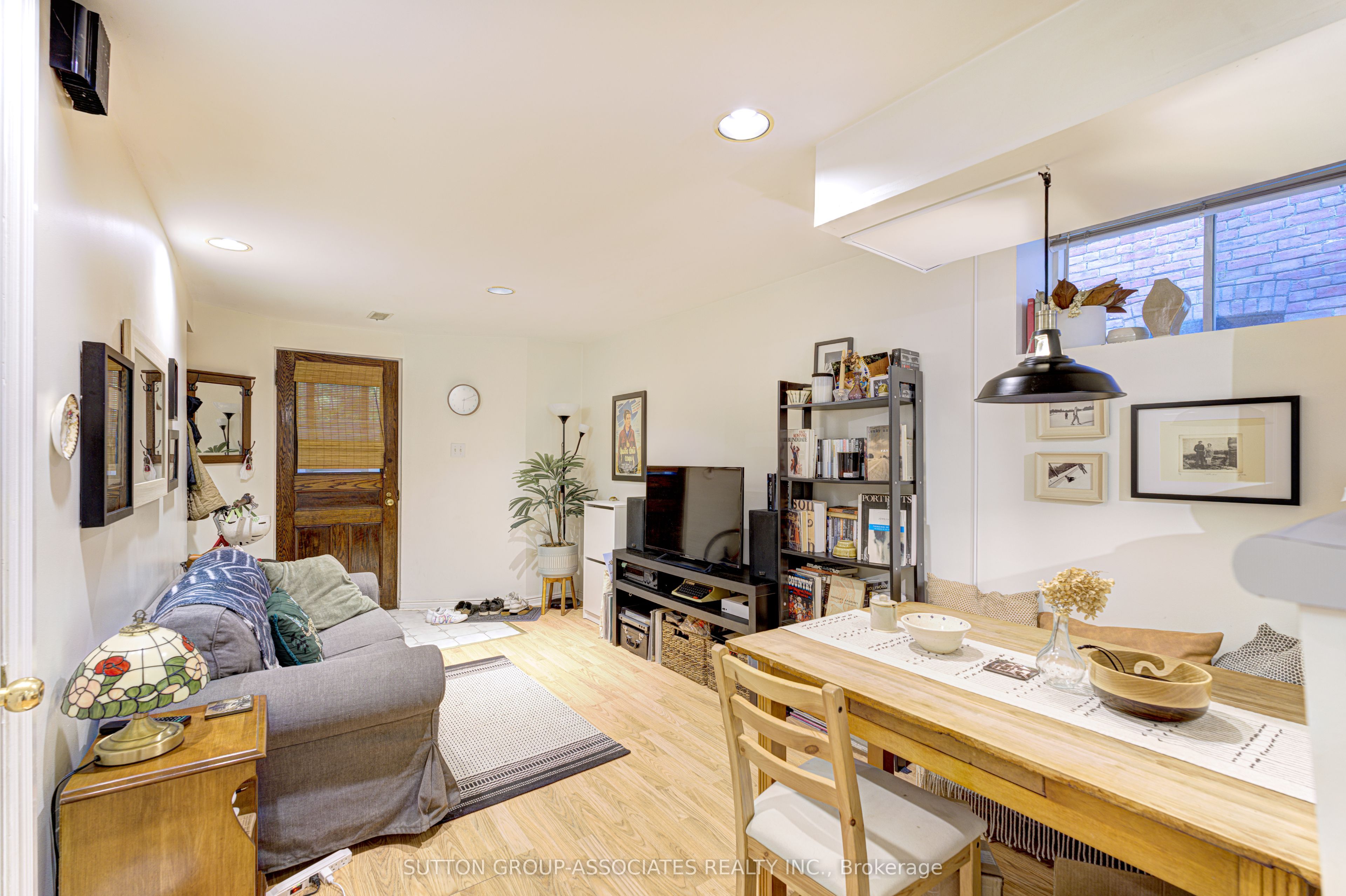 192 Albany Avenue Basement Property Photo 8