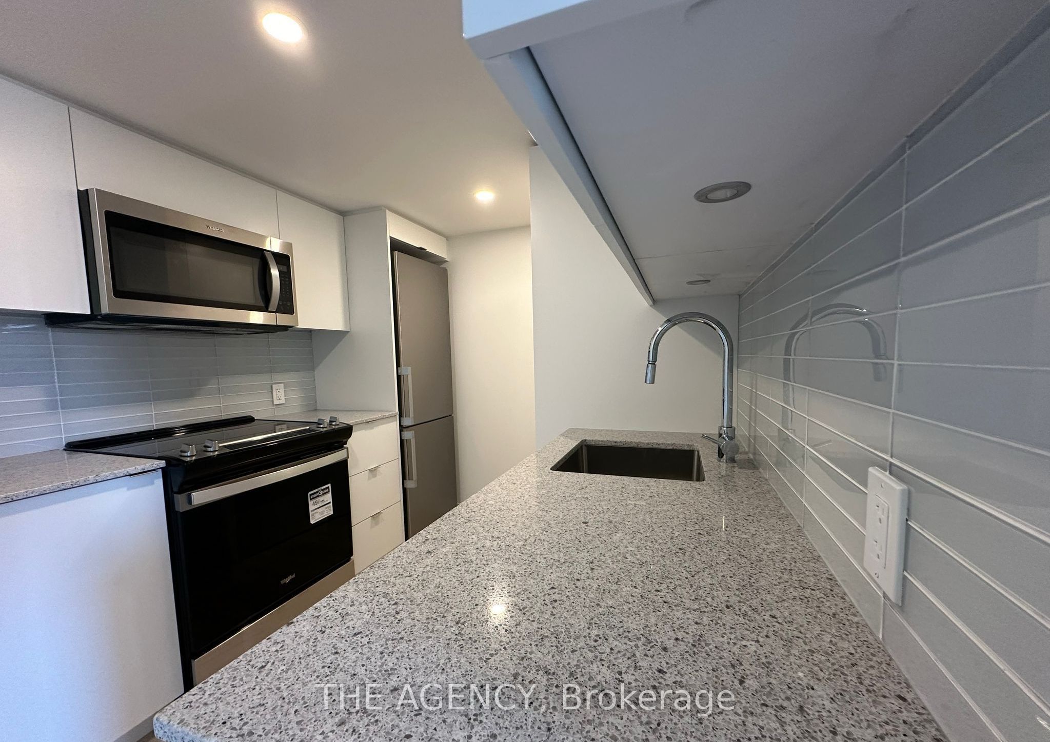 500 Wilson Avenue 212 Property Photo 2