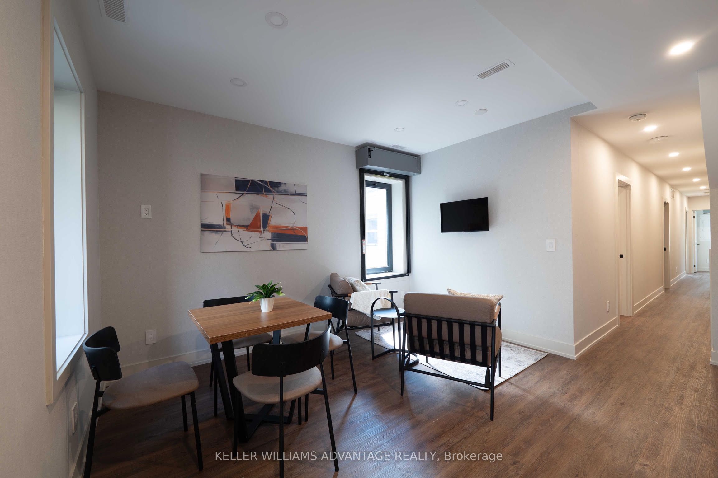 23 Ross Street 2 Property Photo 6