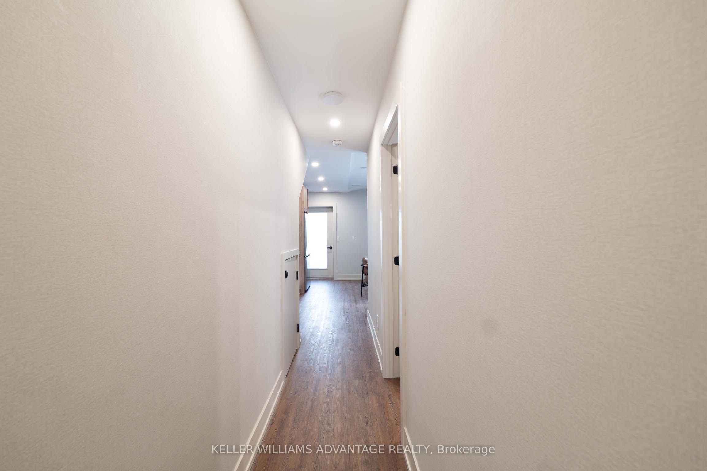 23 Ross Street 2 Property Photo 7
