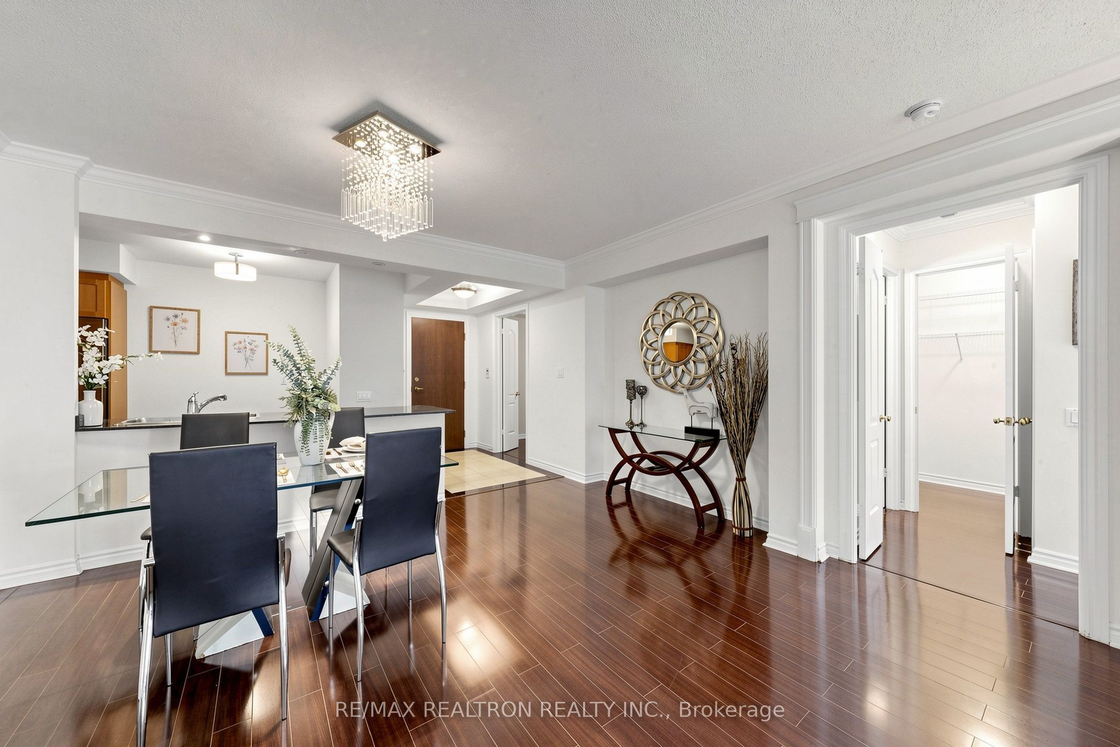 18 William Carson Crescent 211 Property Photo 21