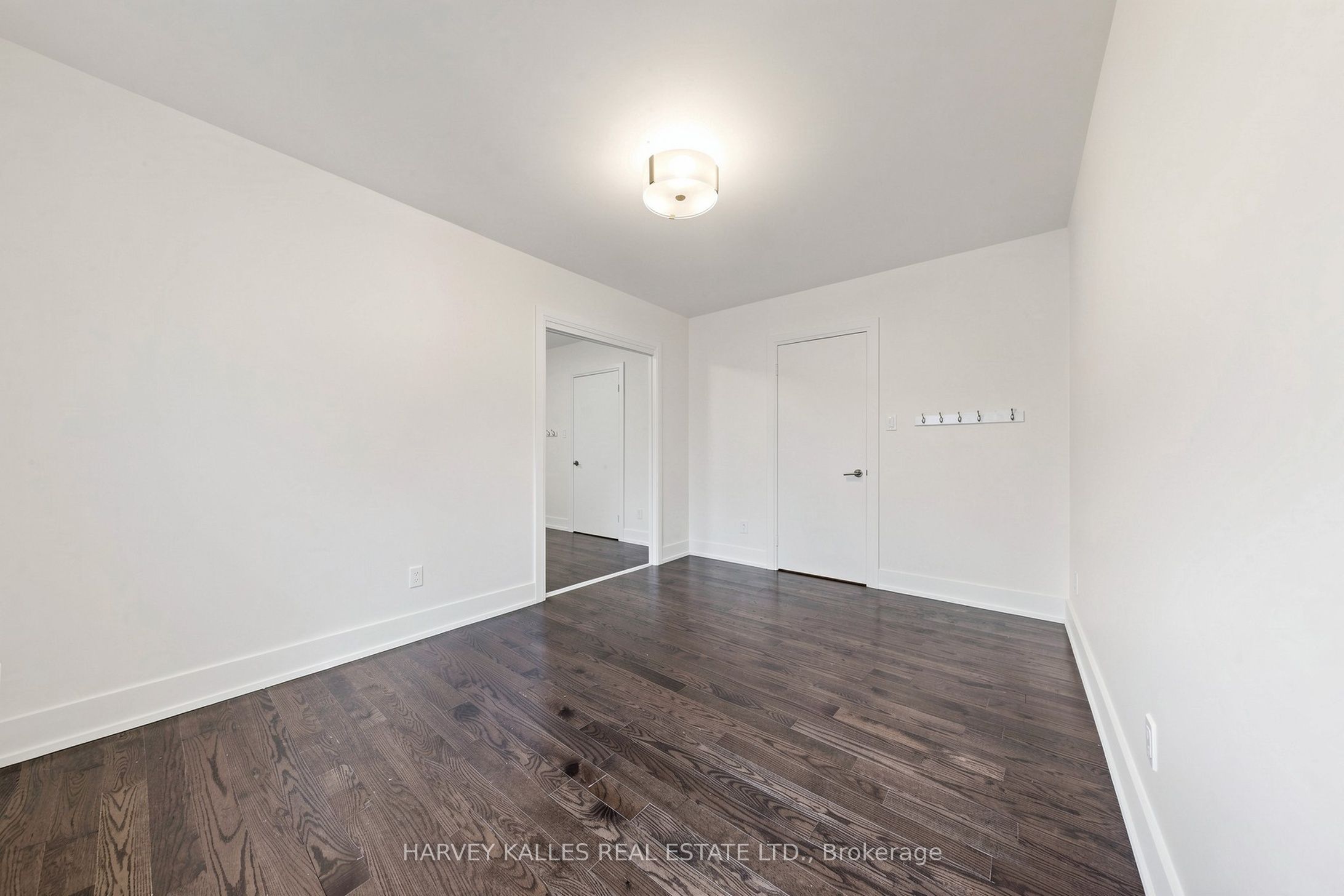 1170 Avenue Road 2 Property Photo 21