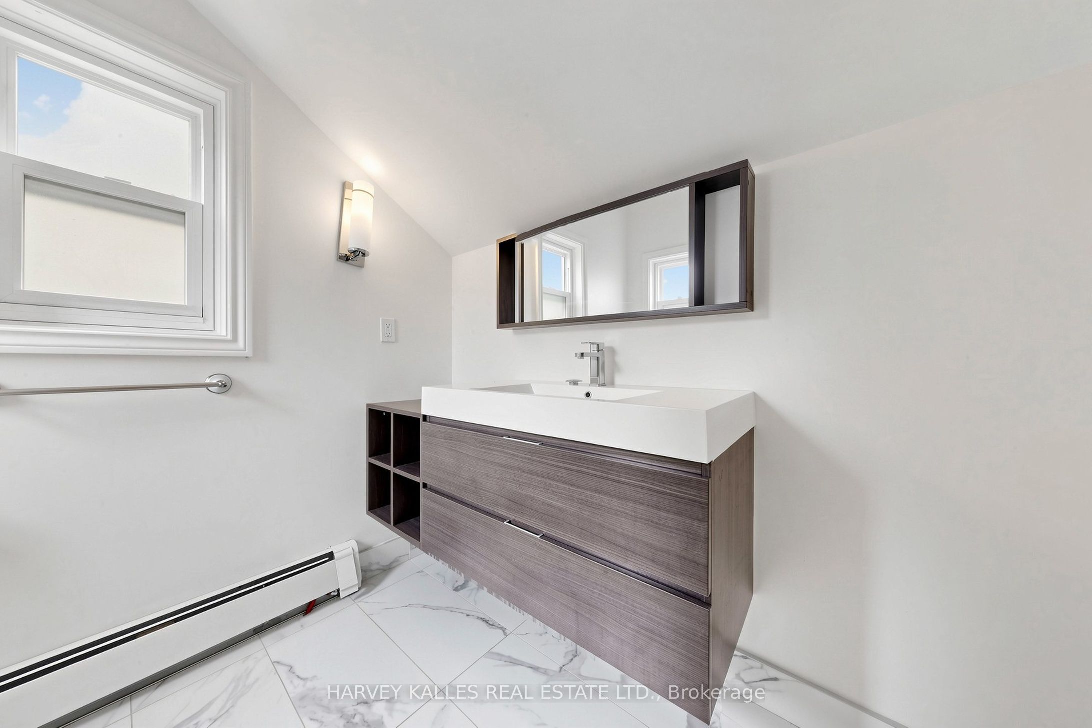 1170 Avenue Road 2 Property Photo 33