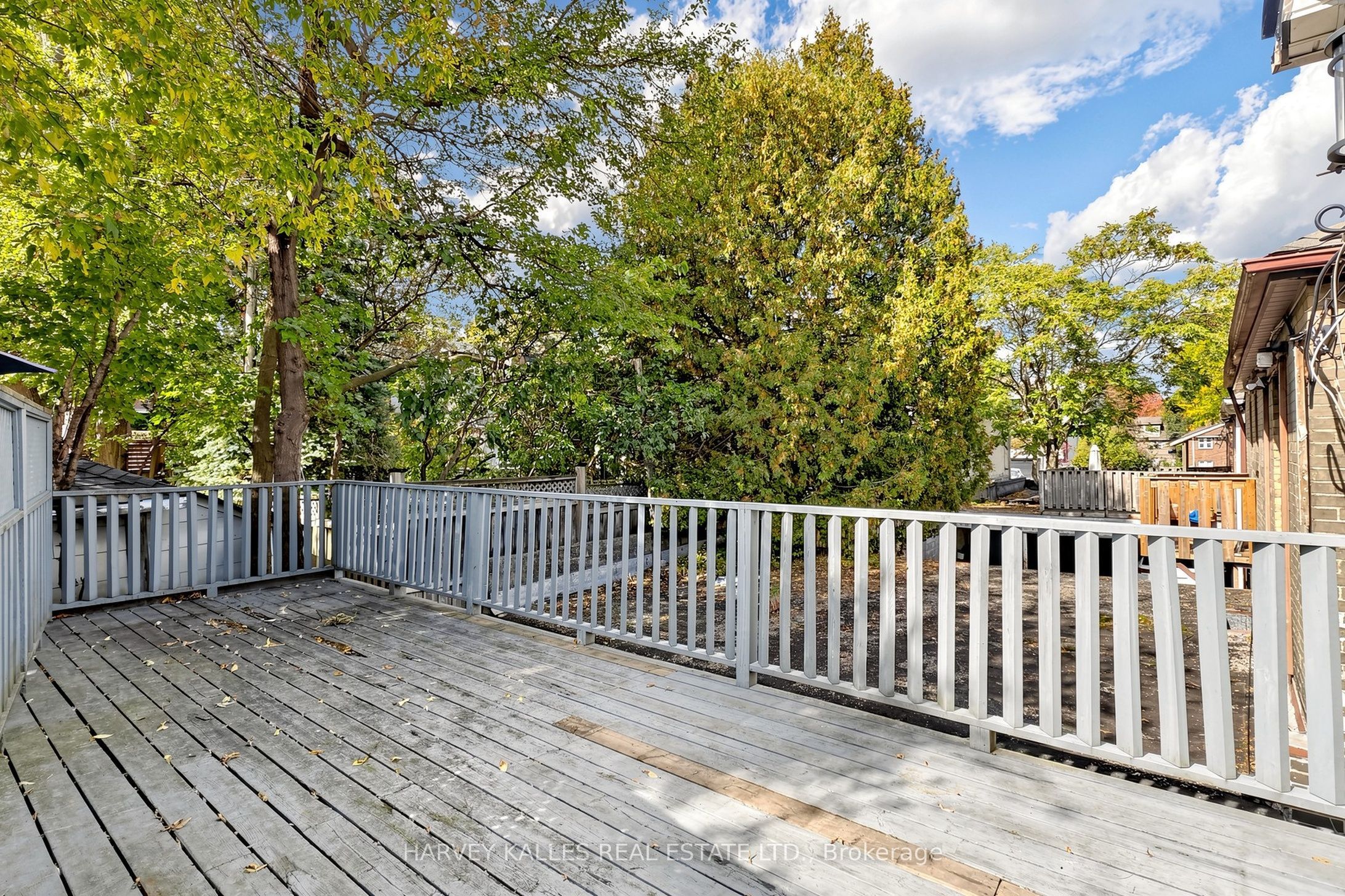 1170 Avenue Road 2 Property Photo 36