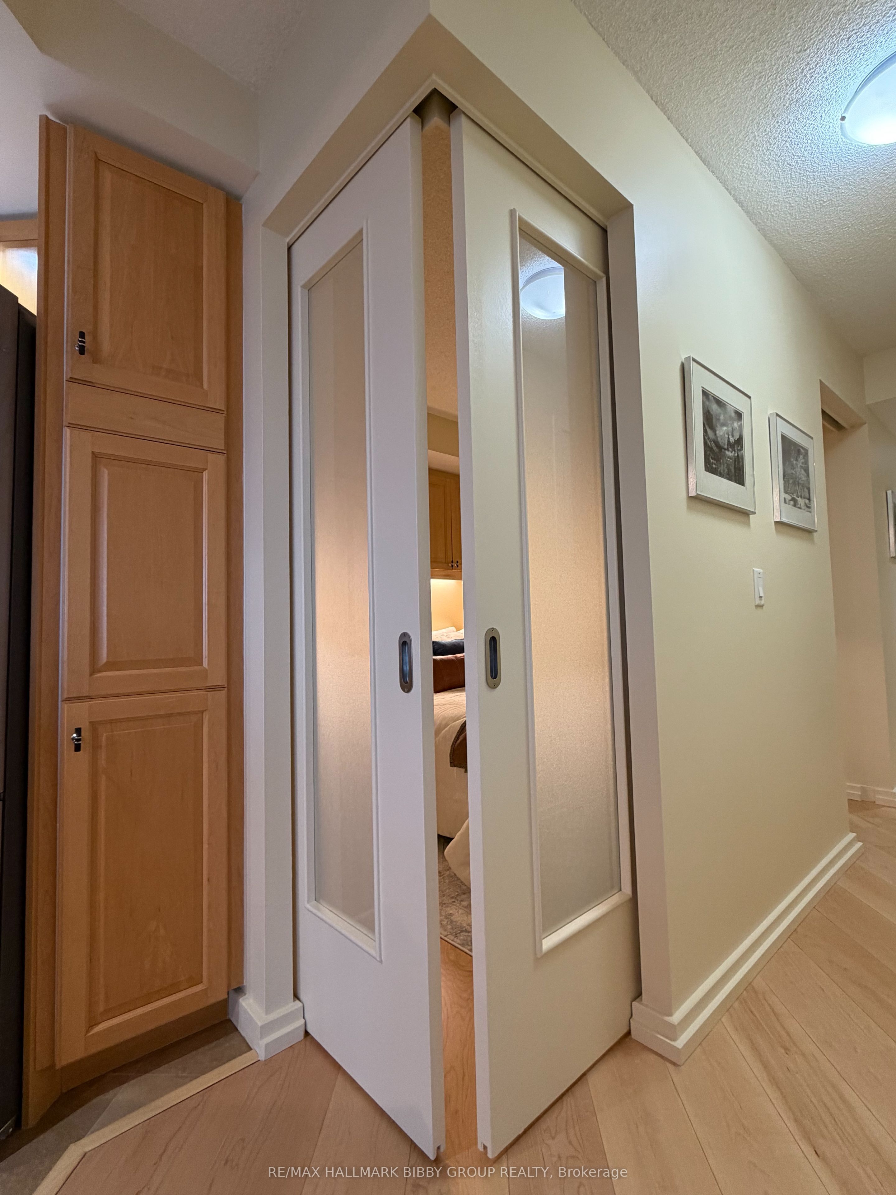 208 Queens Quay W 1911 Property Photo 20