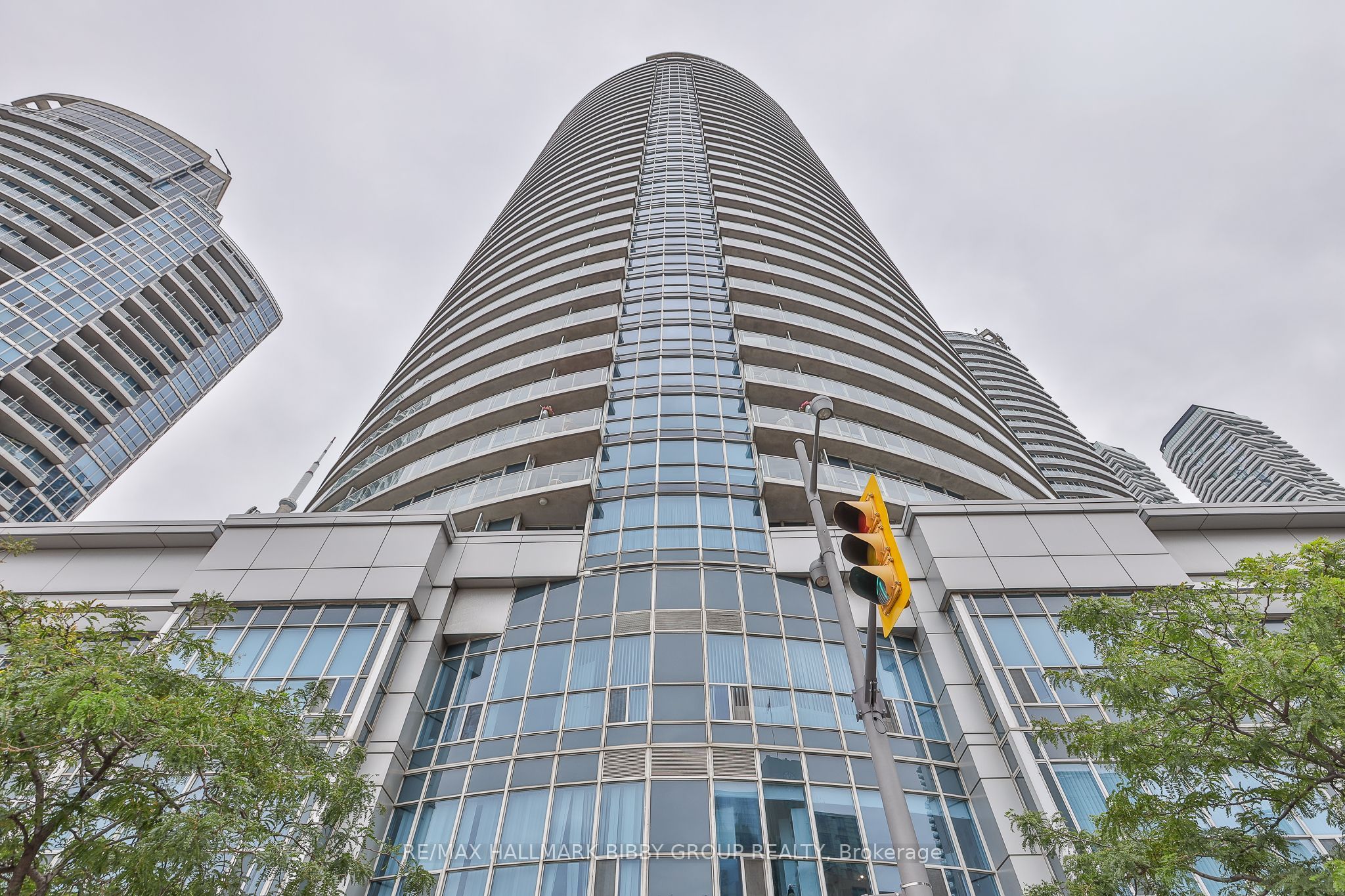 208 Queens Quay W 1911 Property Photo 33