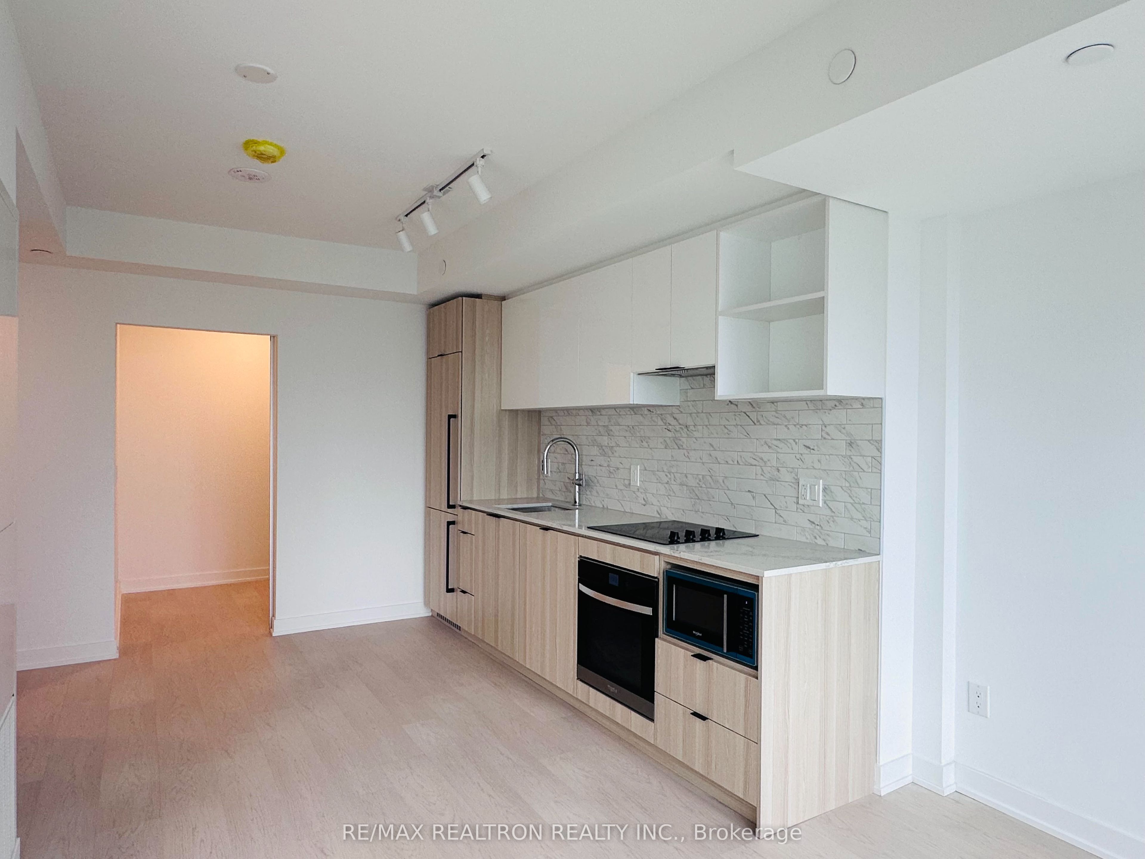 252 Church Street 4512 Property Photo 7