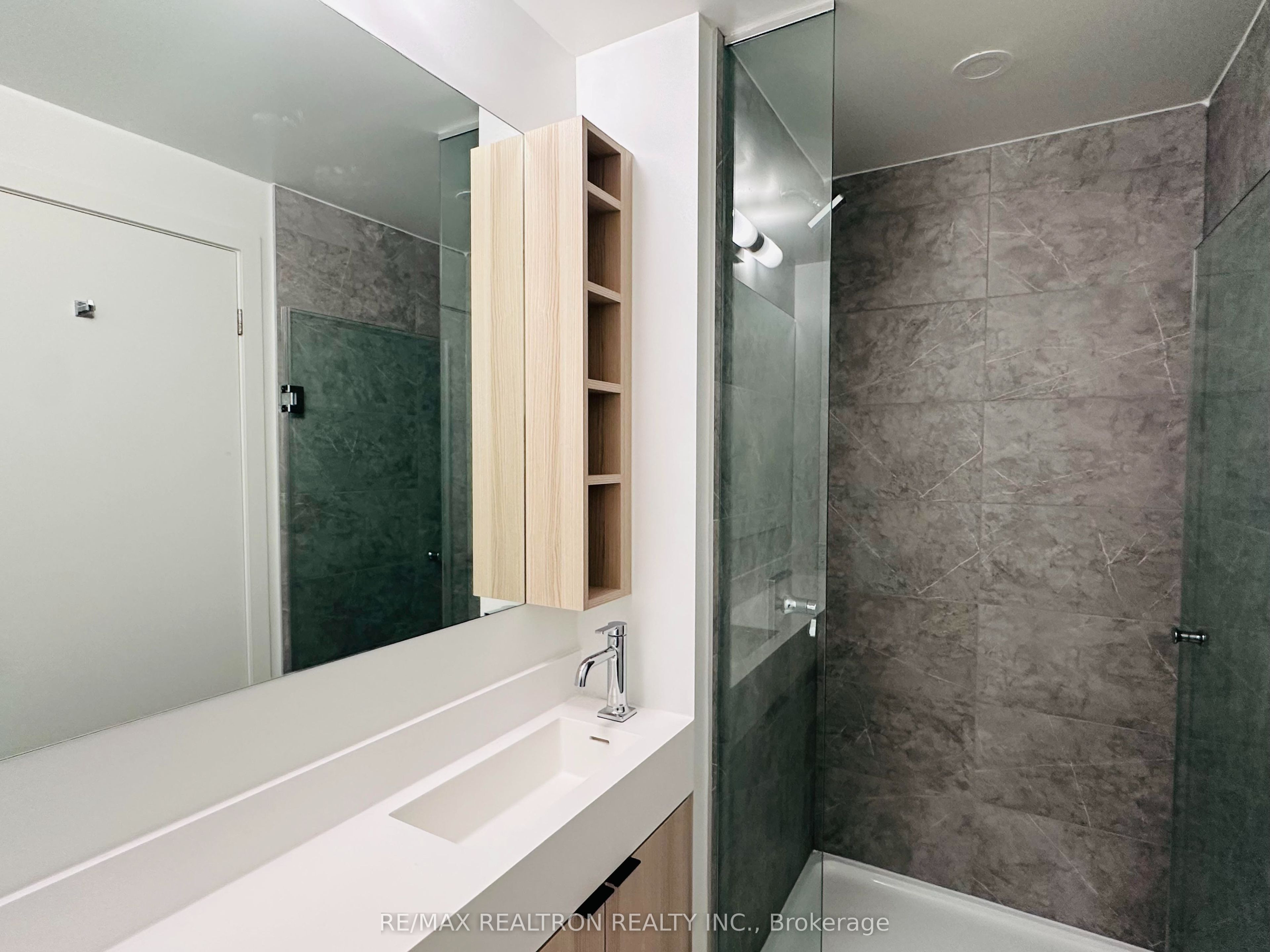 252 Church Street 4512 Property Photo 9