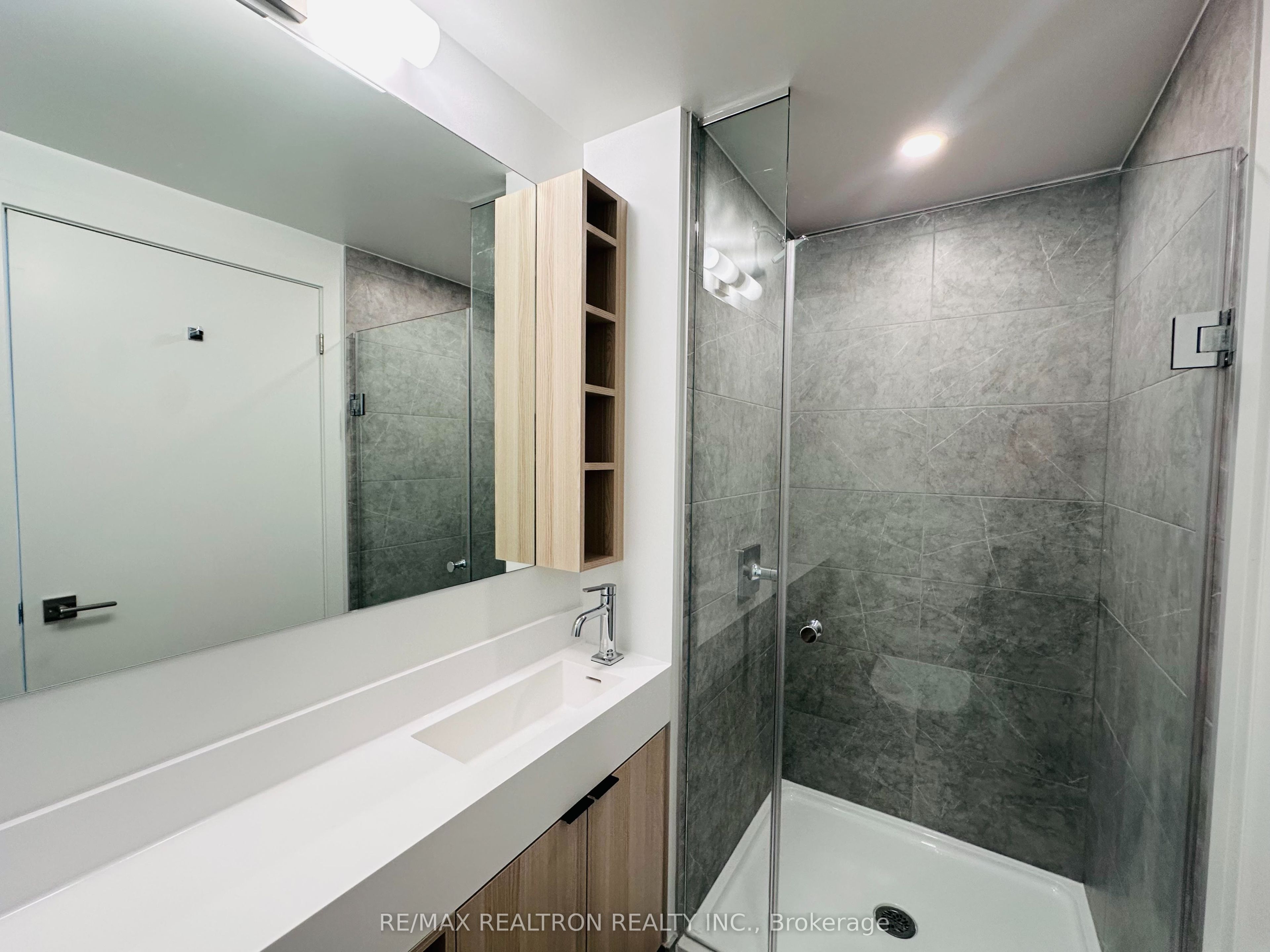 252 Church Street 4512 Property Photo 16