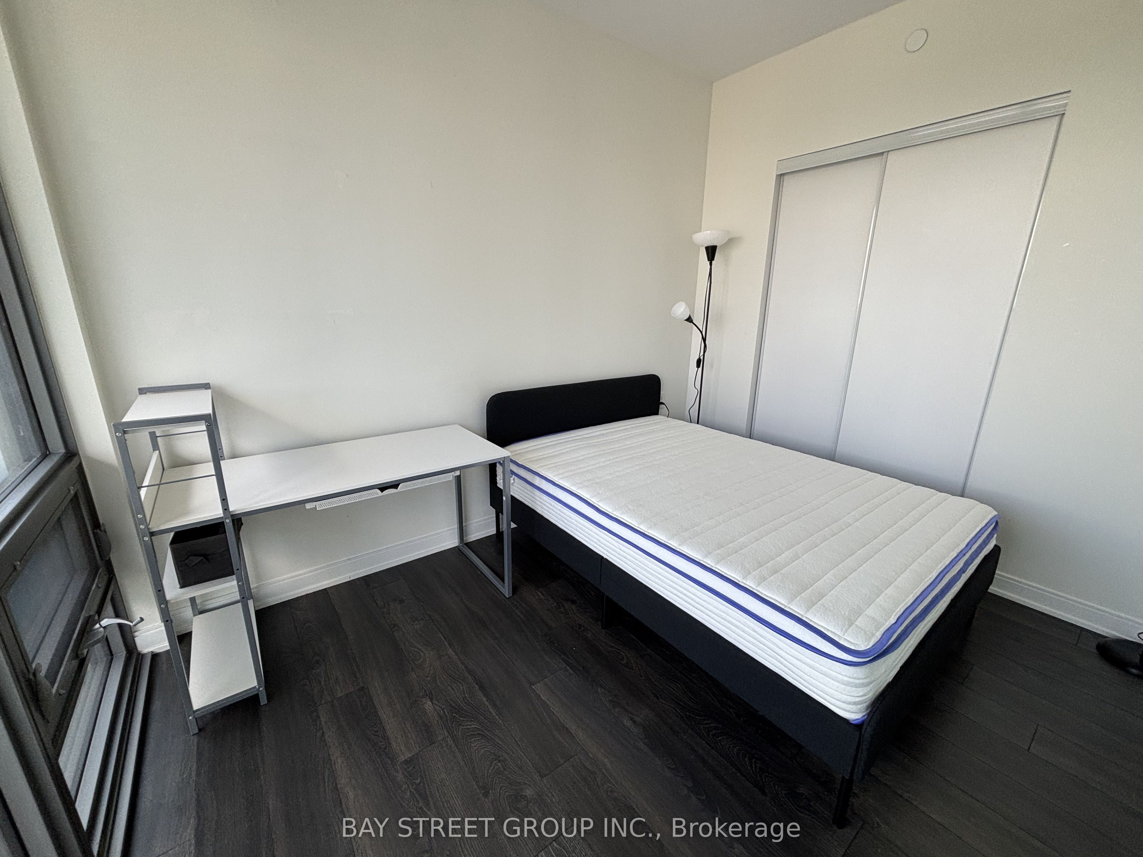 50 Charles Street E 2710 Property Photo 5