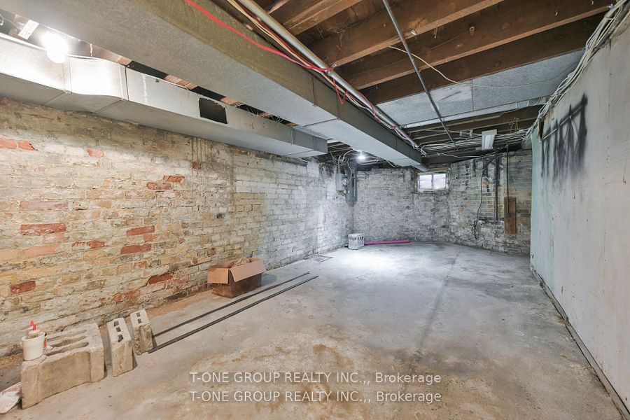 15 Kensington Avenue Property Photo 14