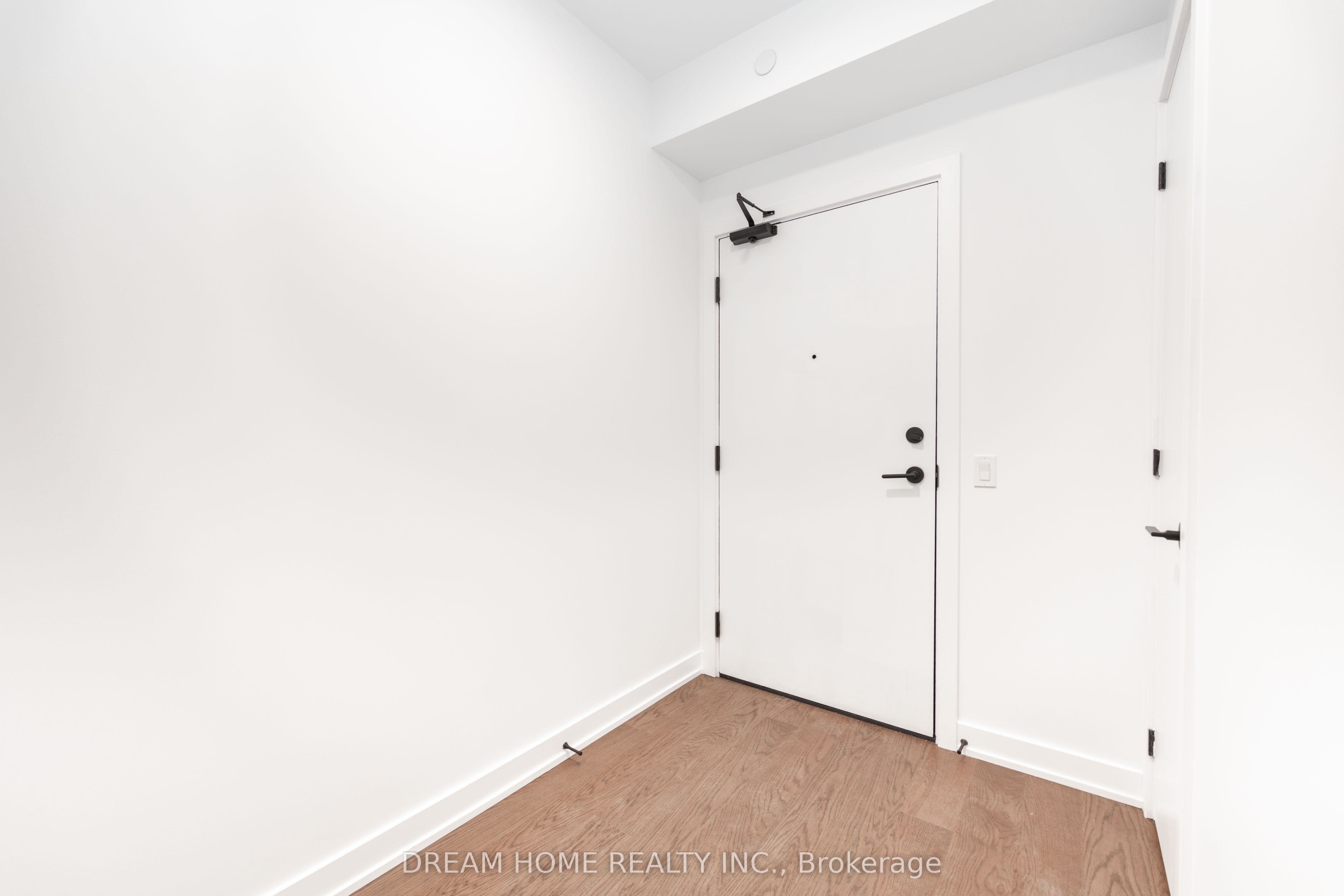 91 Montclair Avenue 2002 Property Photo 3
