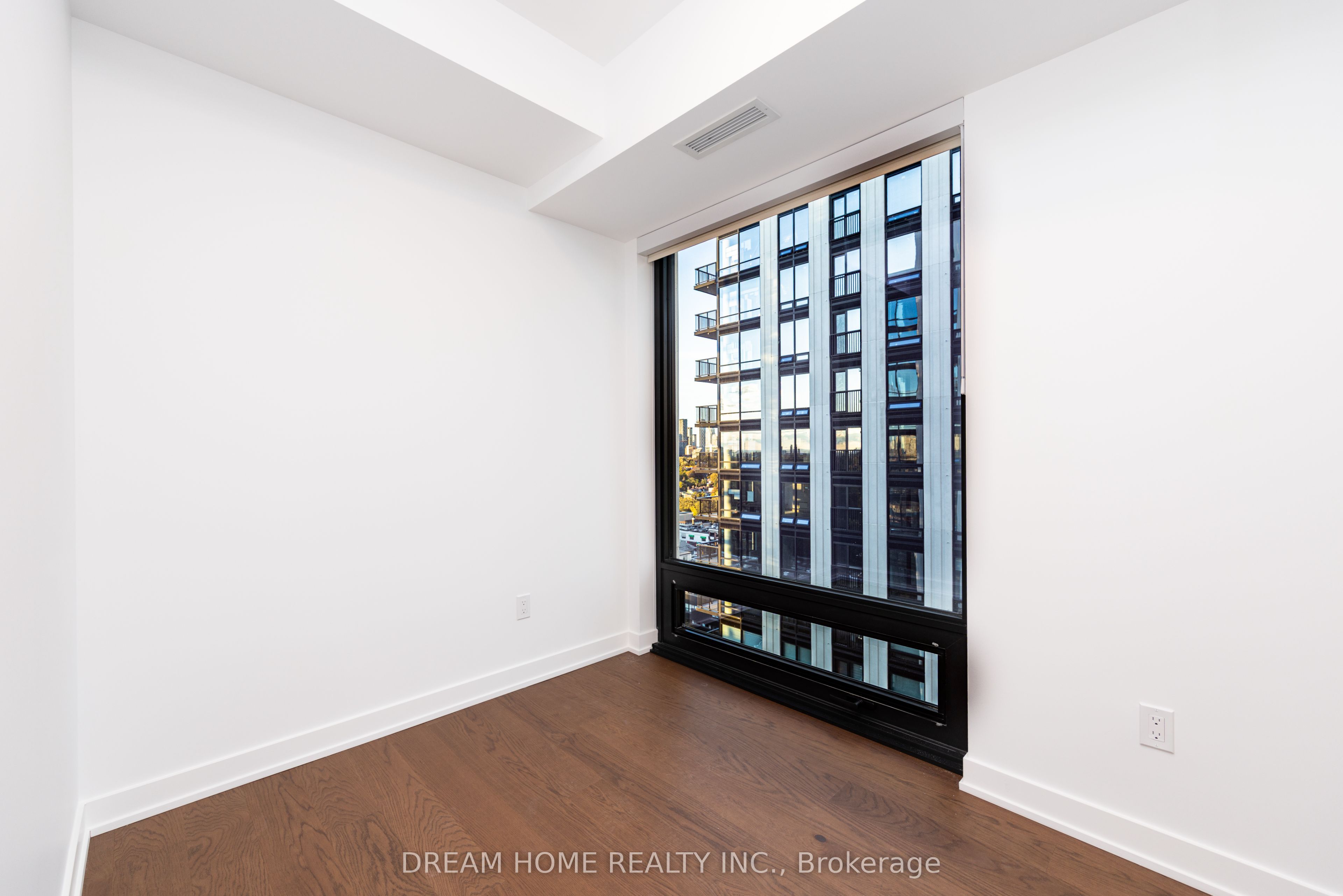 91 Montclair Avenue 2002 Property Photo 19