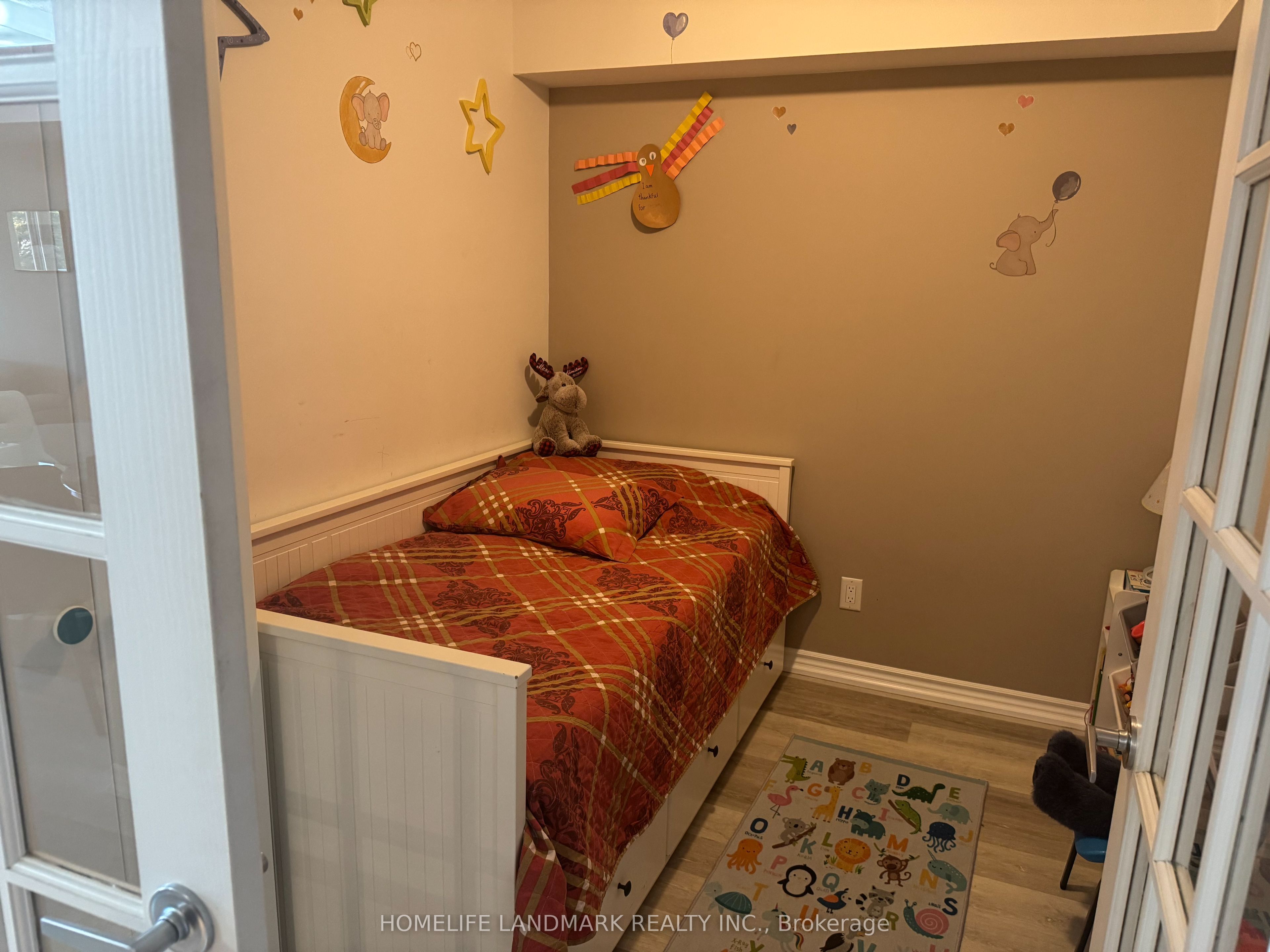 17 Barberry Place # 405 Property Photo 20