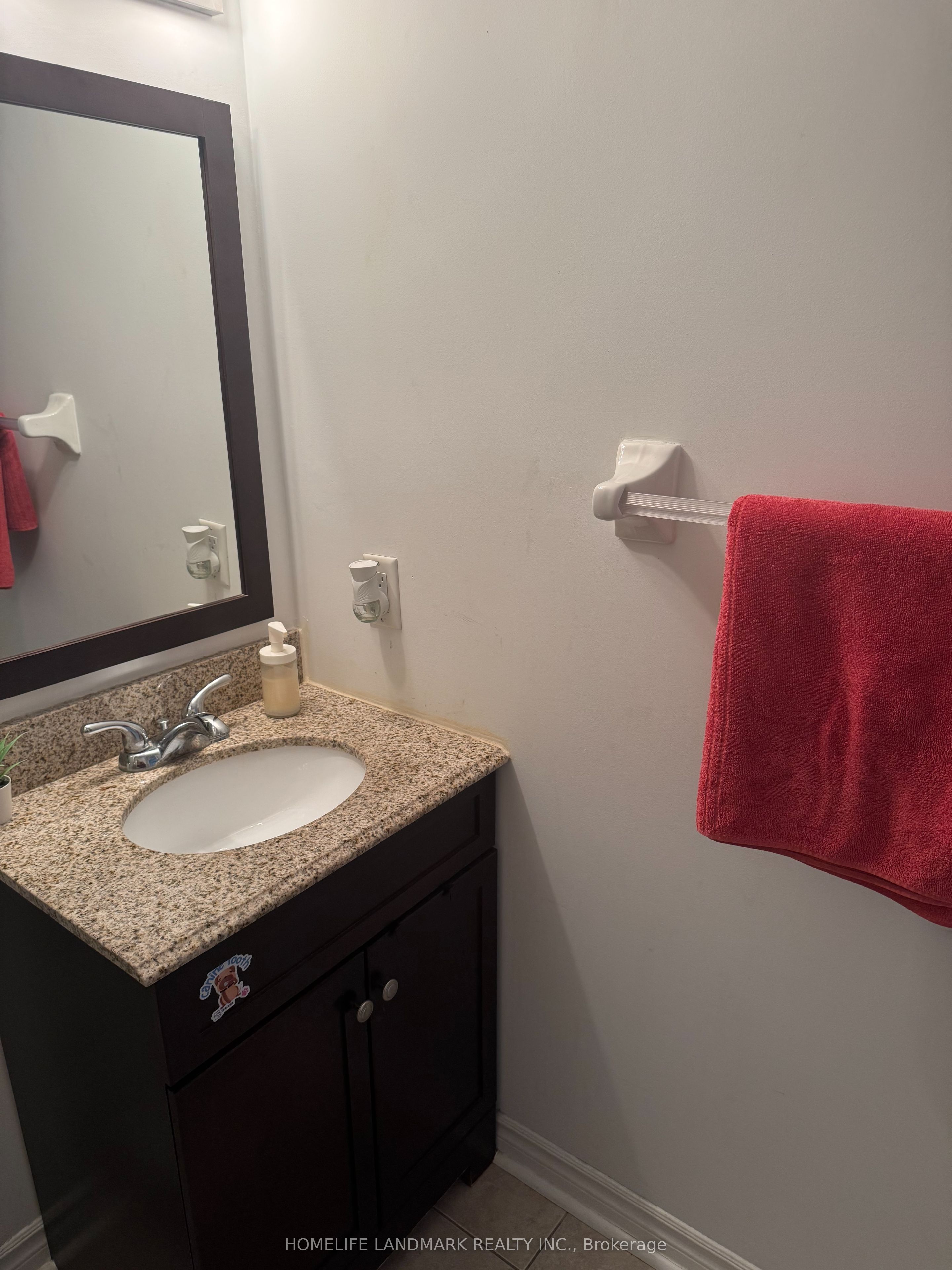 17 Barberry Place # 405 Property Photo 21