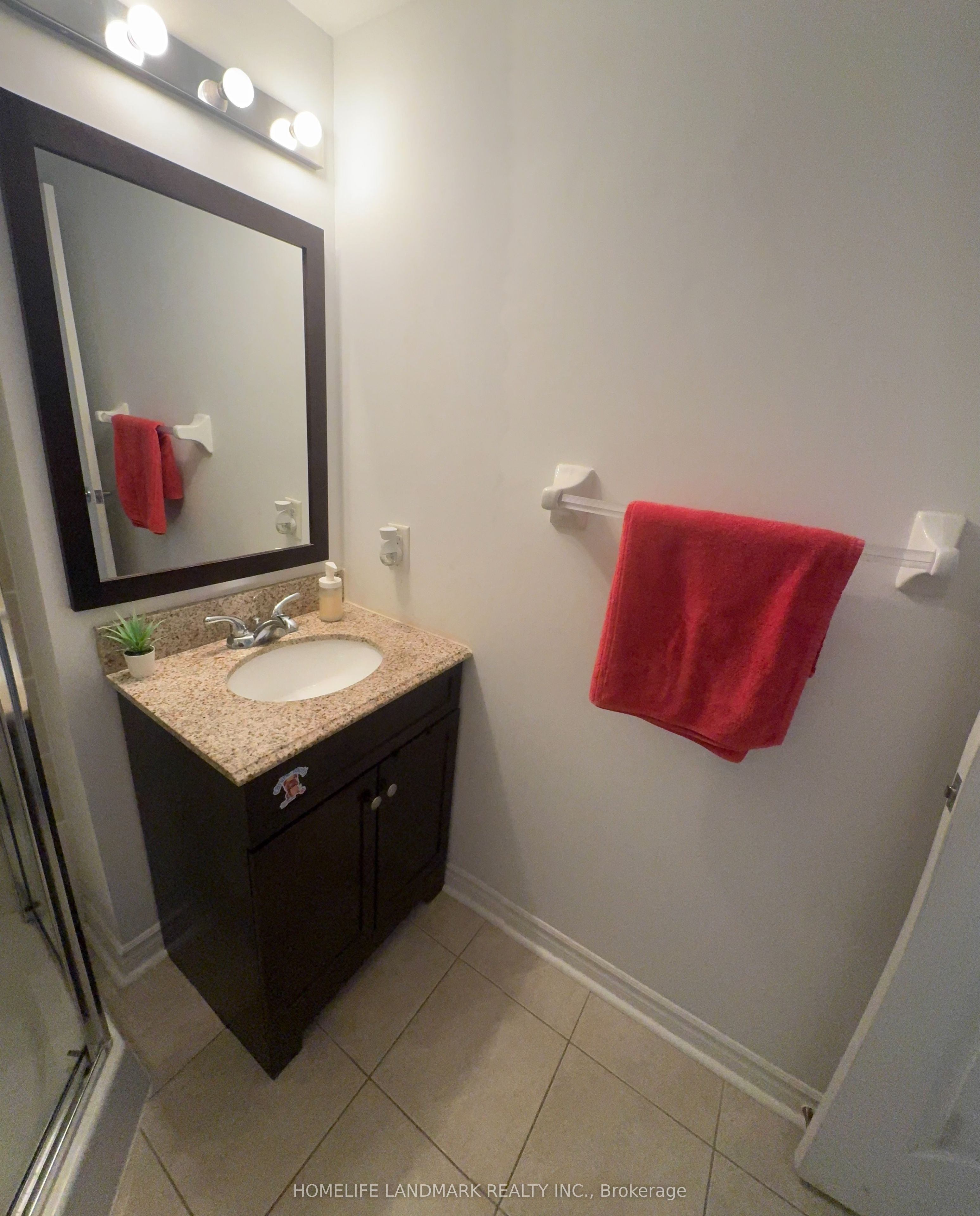 17 Barberry Place # 405 Property Photo 26