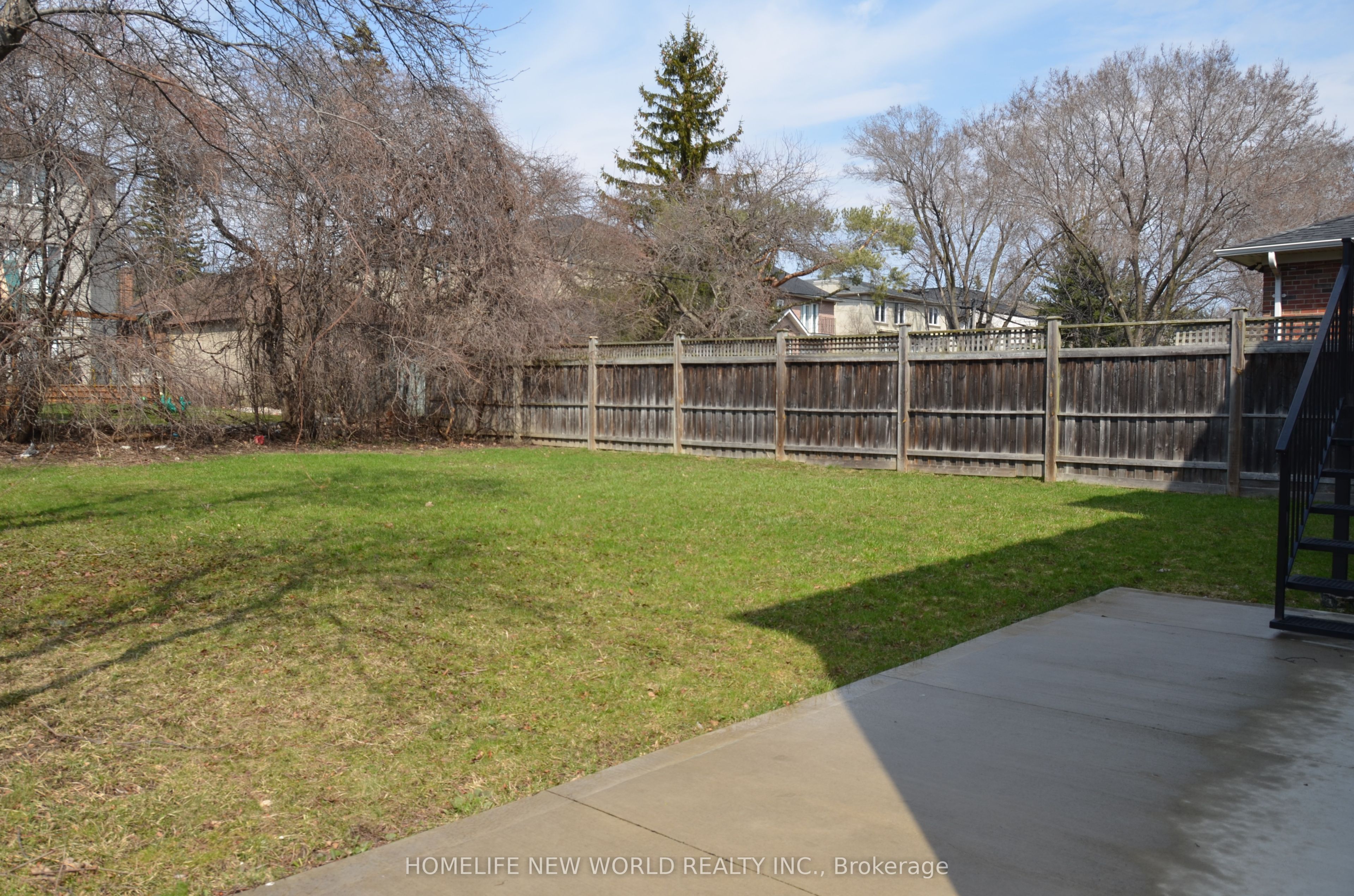 150 Viewmount Avenue Property Photo 14