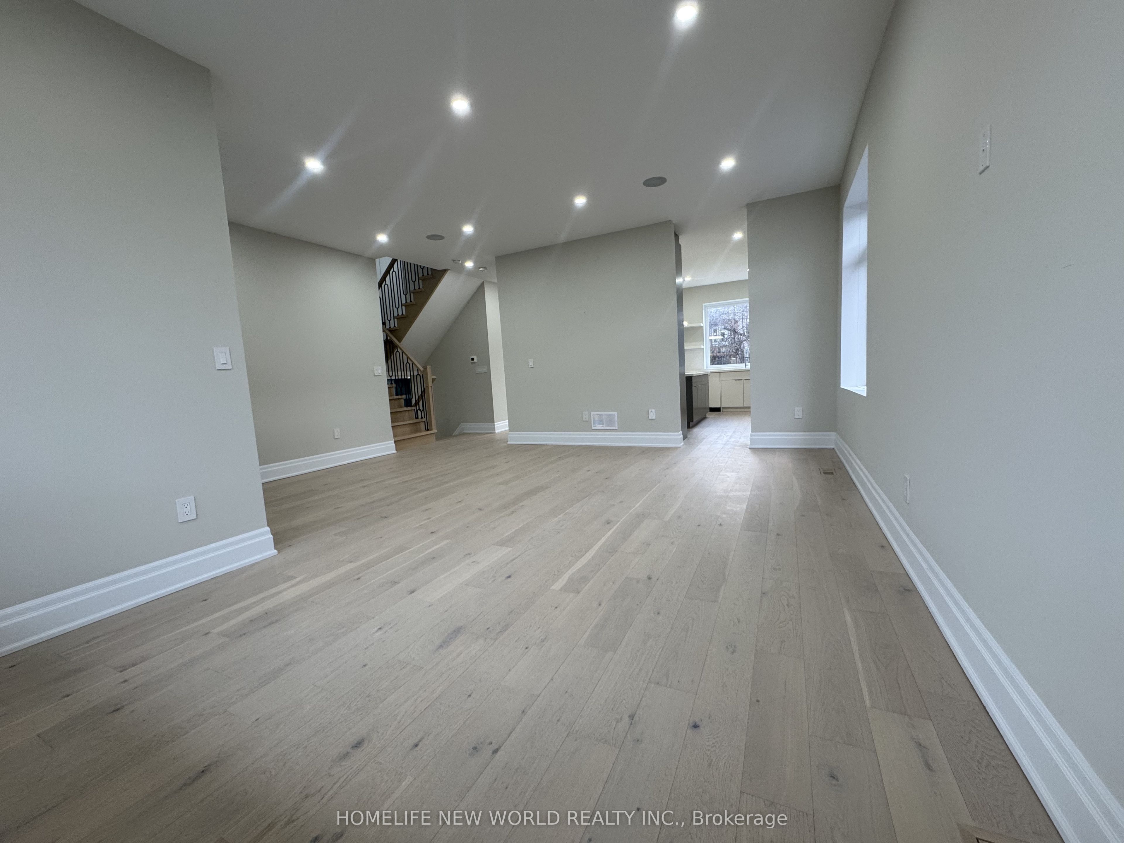 150 Viewmount Avenue Property Photo 16
