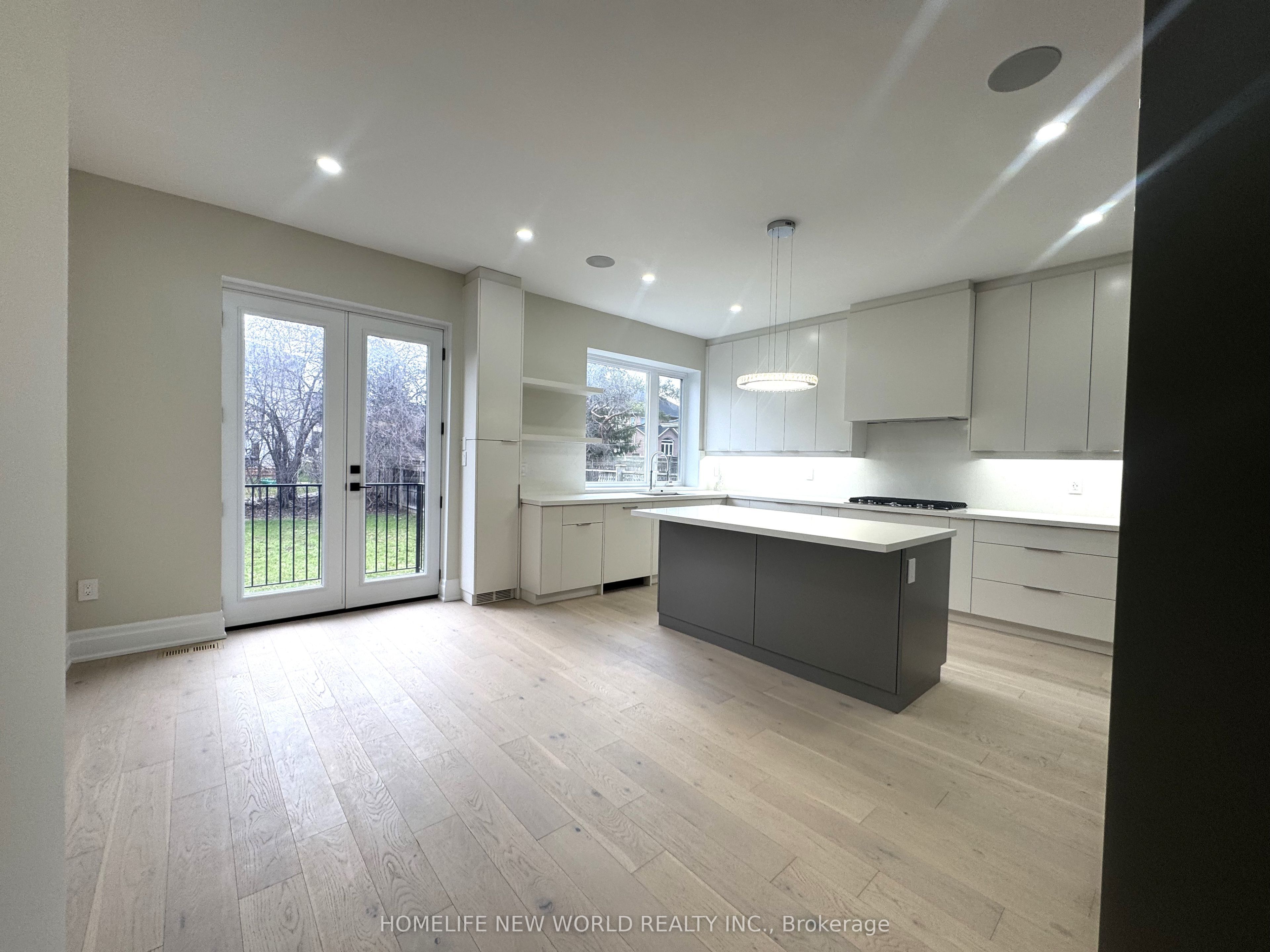 150 Viewmount Avenue Property Photo 21