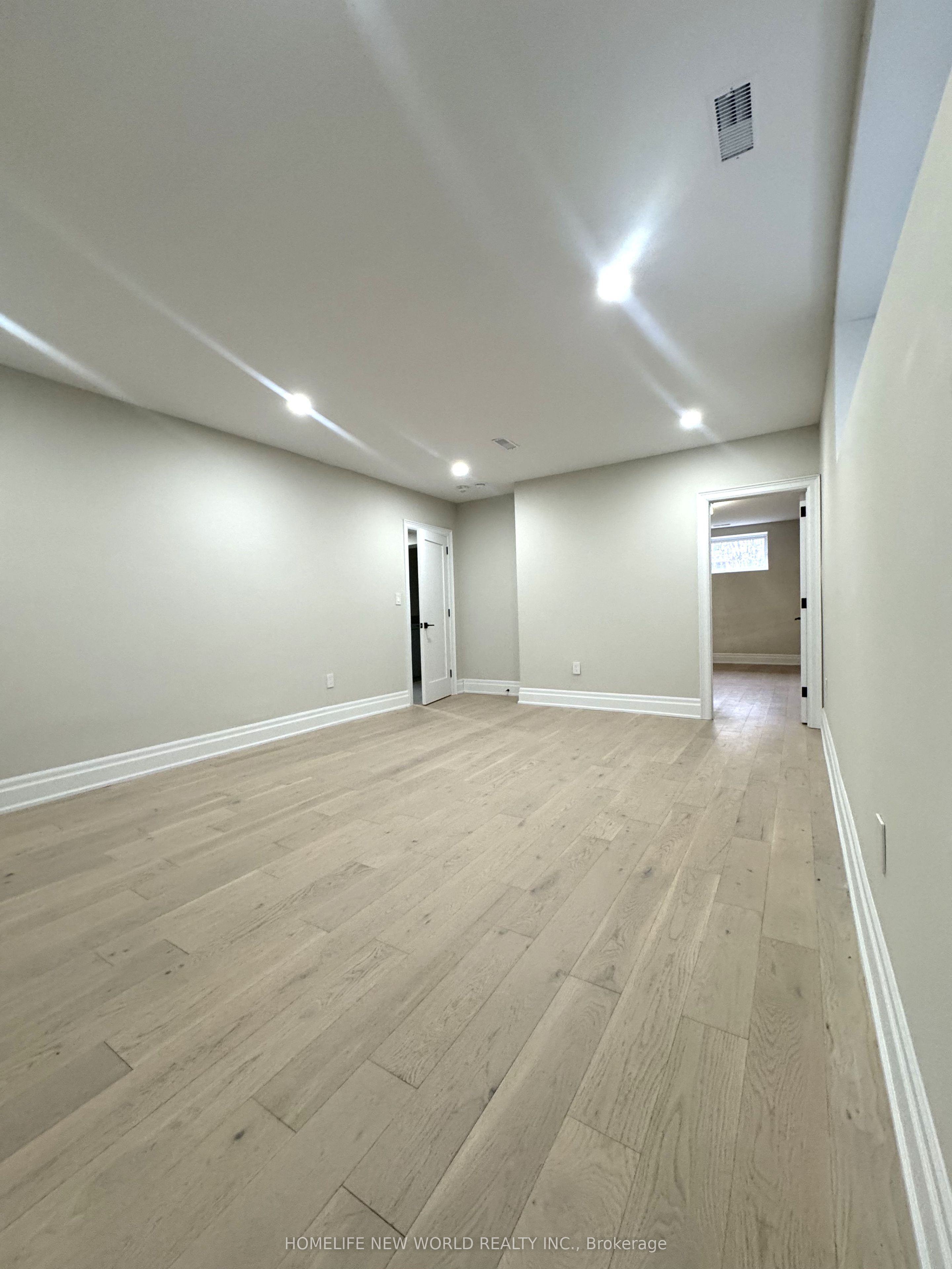 150 Viewmount Avenue Property Photo 26