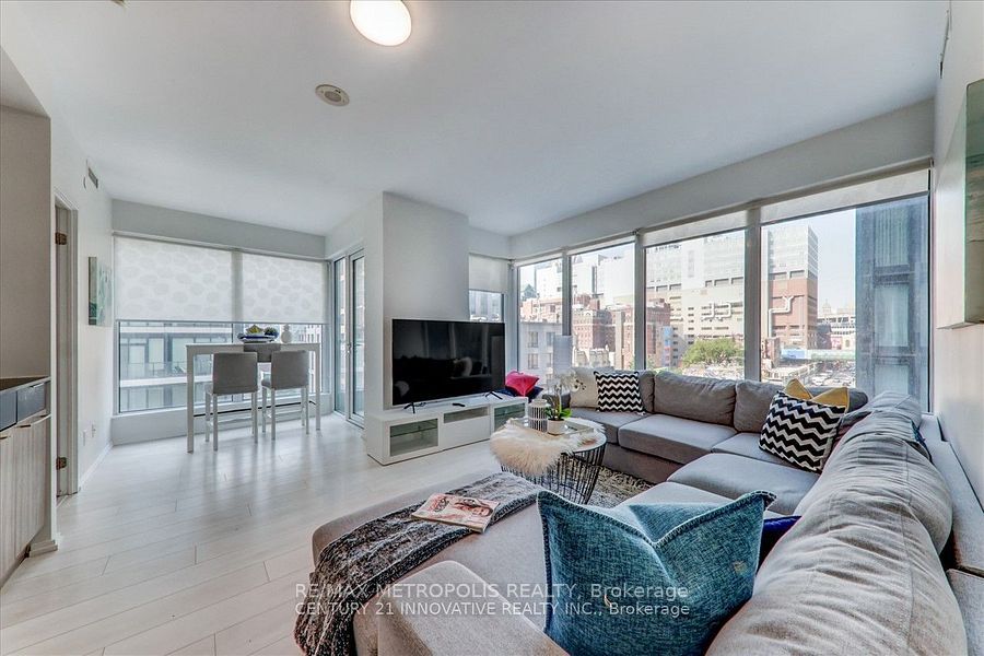 68 Shuter Street 605 Property Photo 1