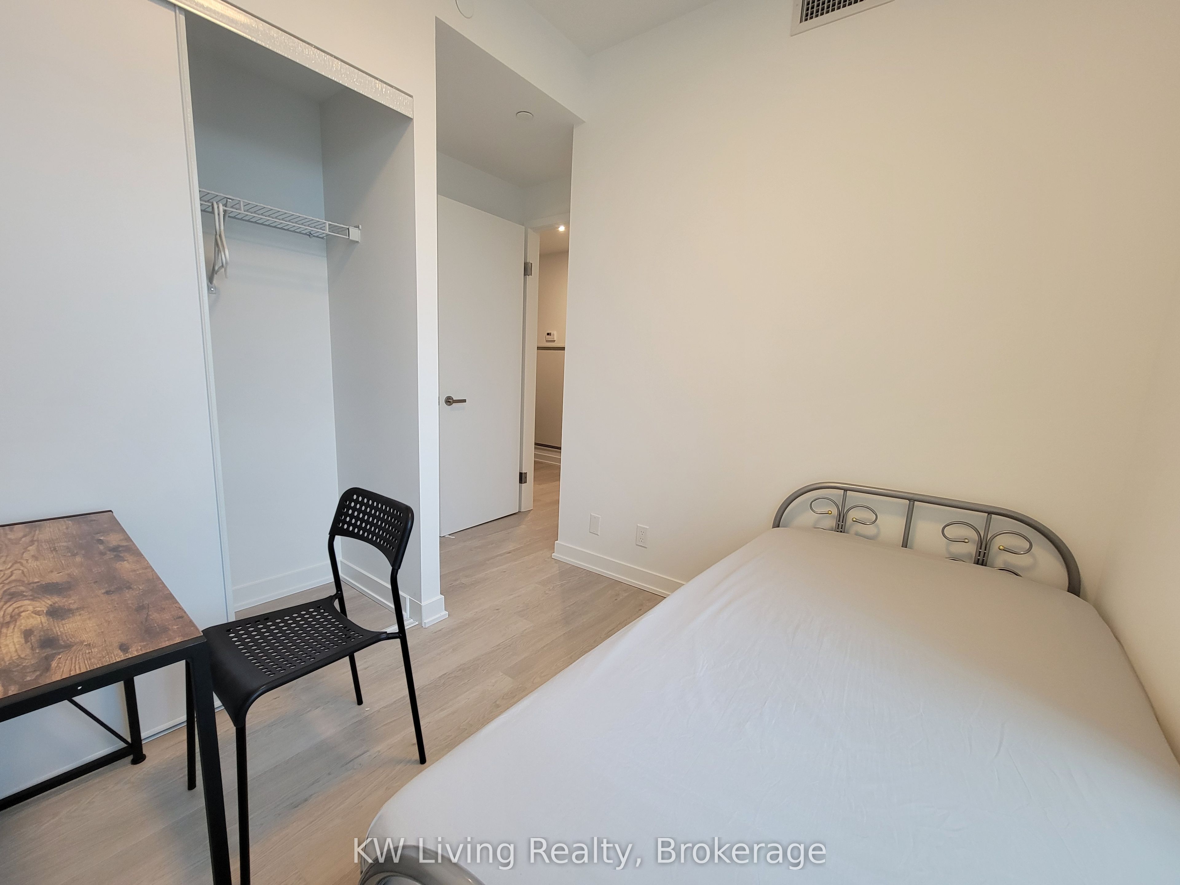 88 Queen Street E 5609 Property Photo 10