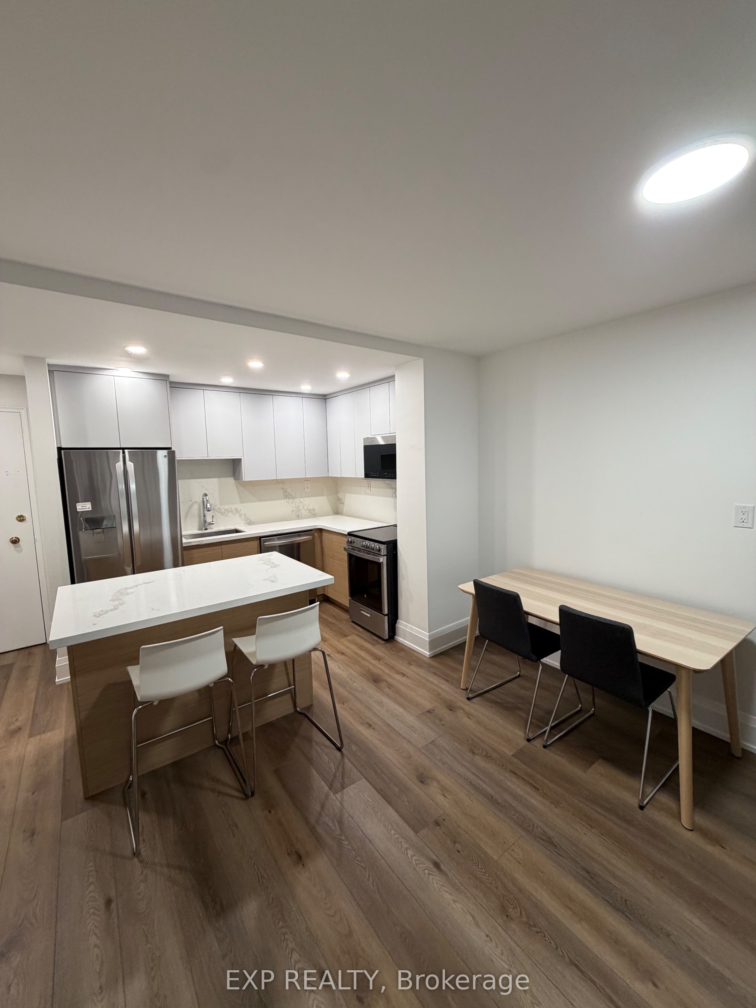 60 Montclair Avenue 404 Property Photo 4