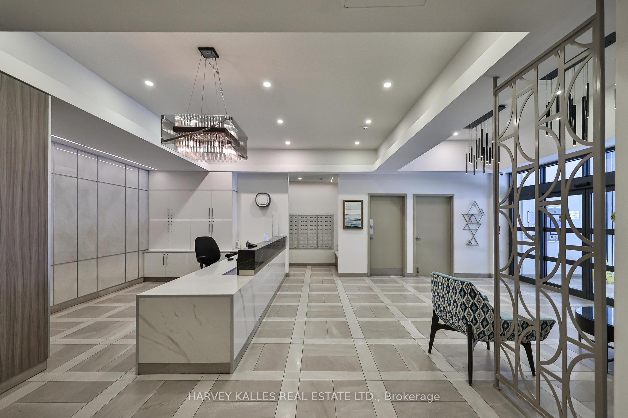 140 Simcoe Street 515 Property Photo 8