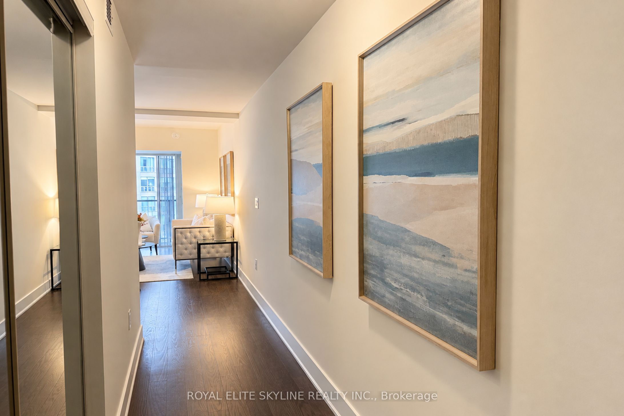955 Bay Street 2401 Property Photo 18