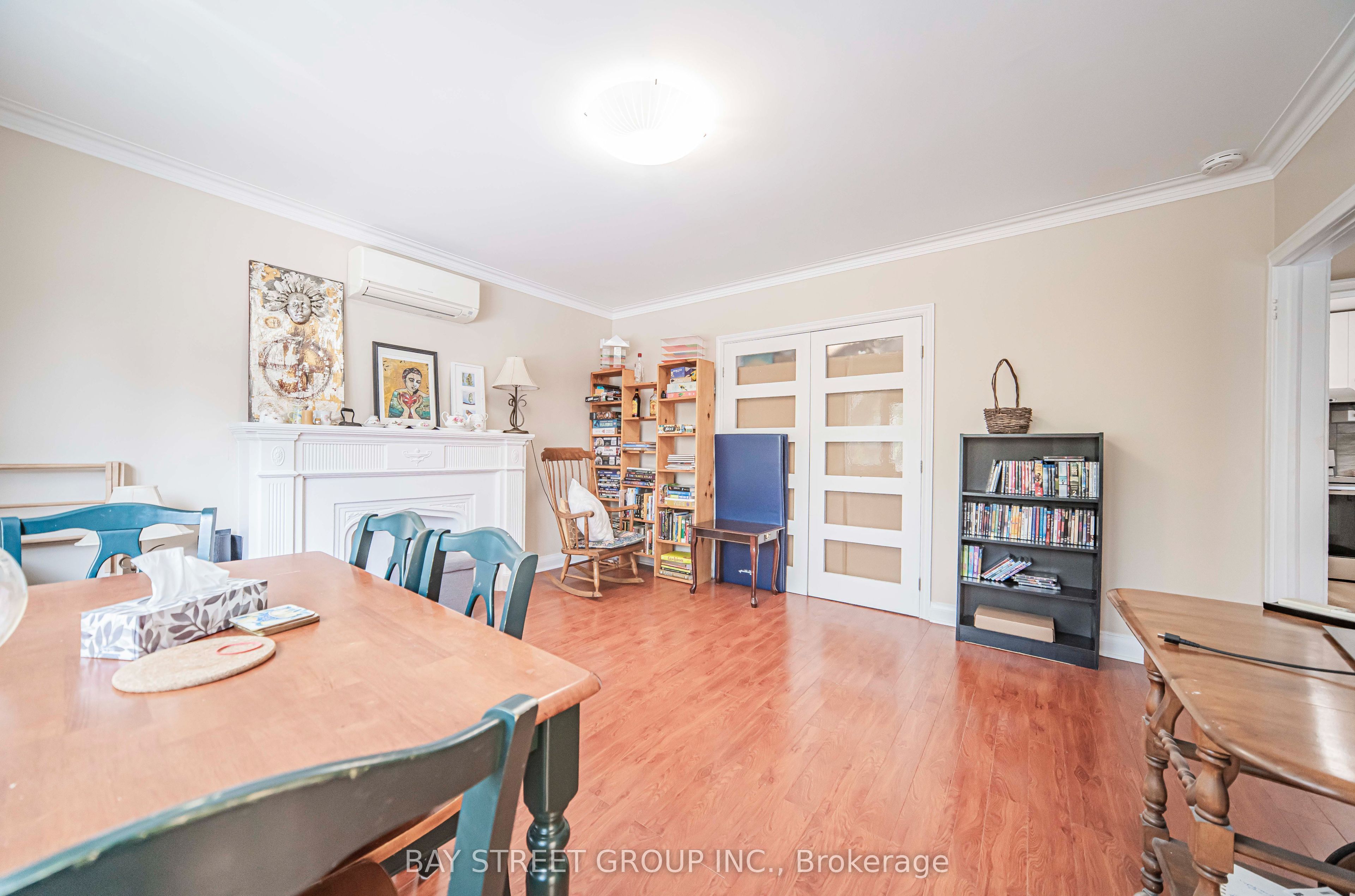 65 Spadina Road Property Photo 4