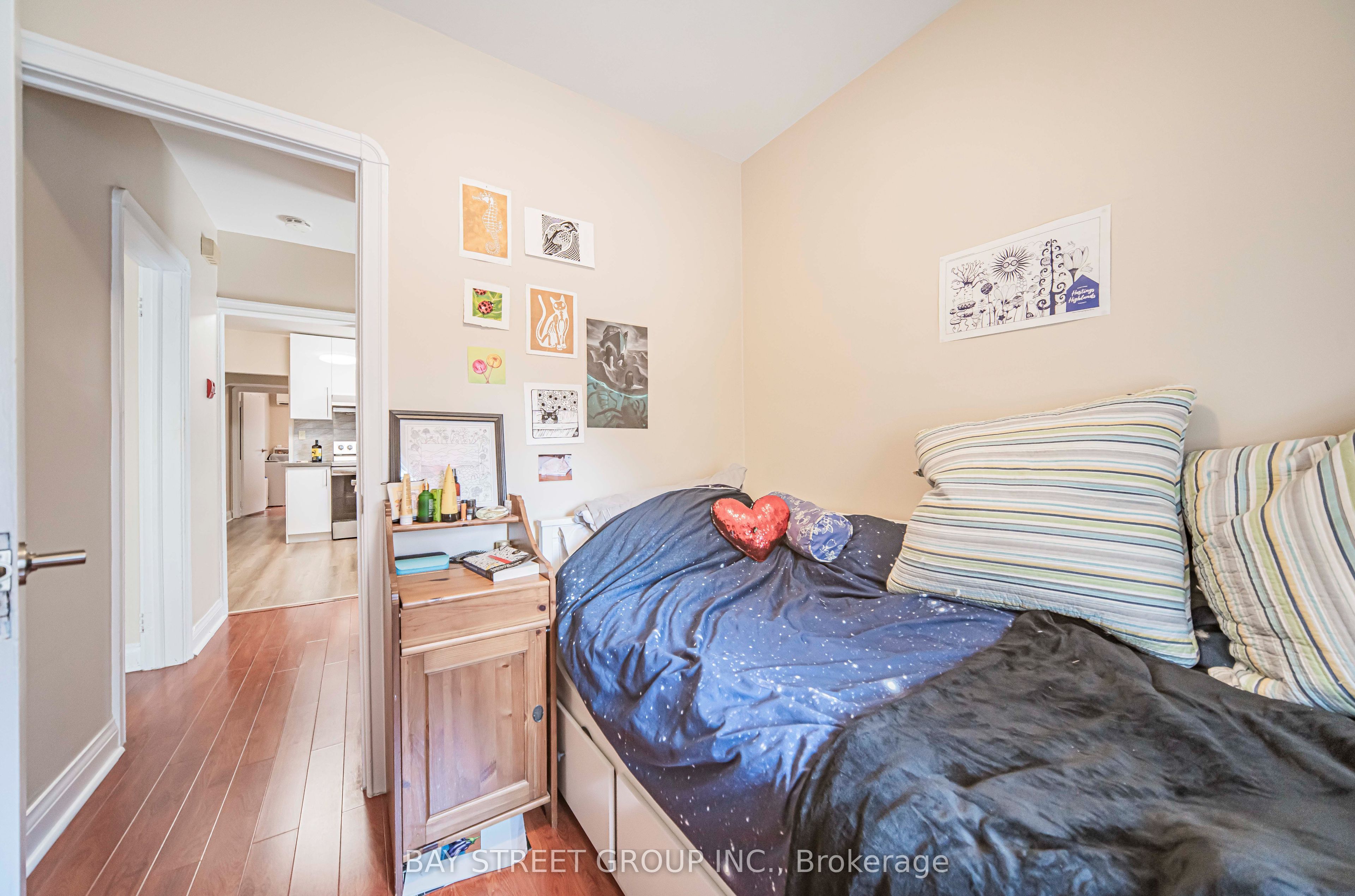 65 Spadina Road Property Photo 12