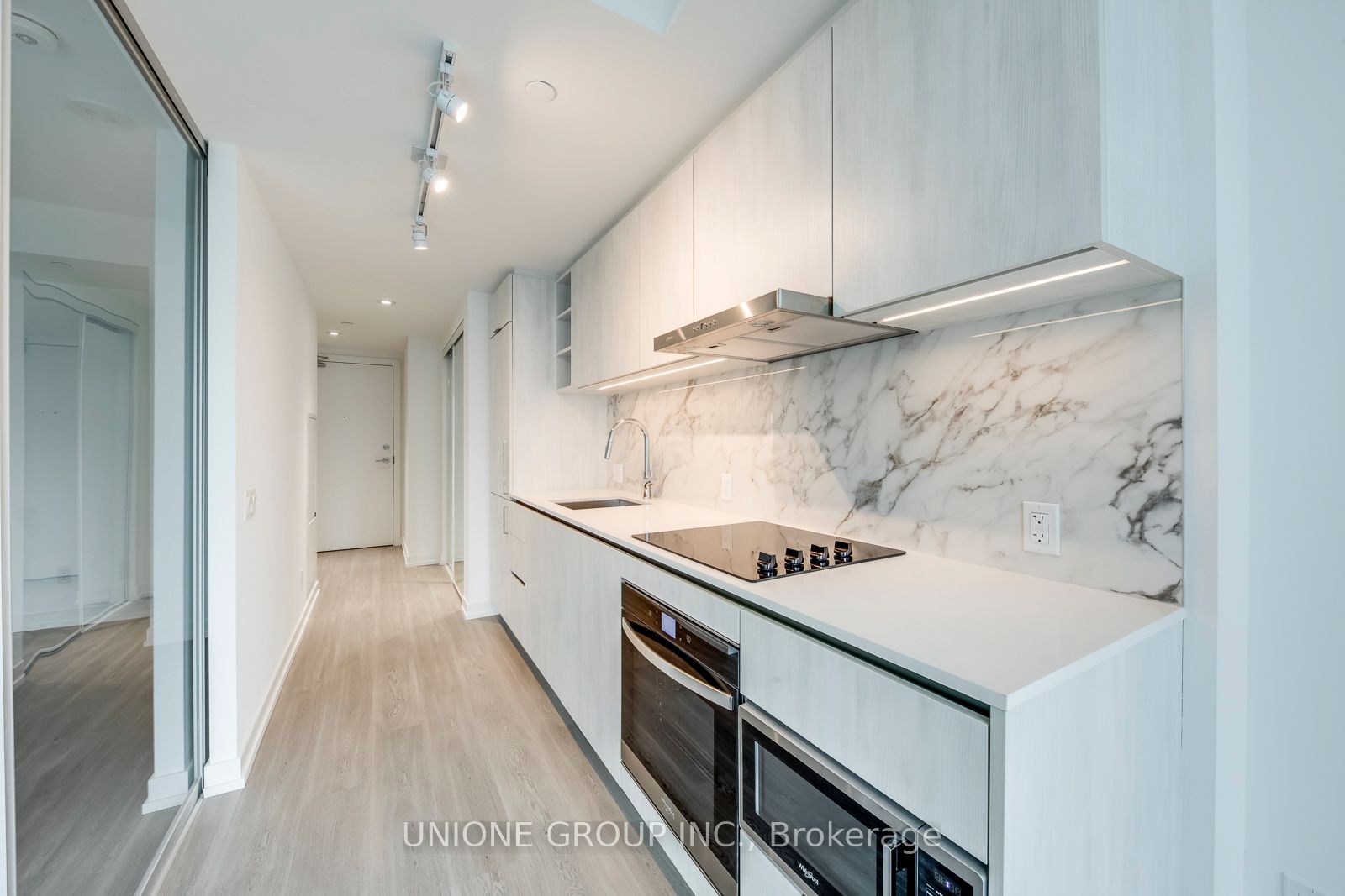 8 Wellesley Street W 2506 Property Photo 8