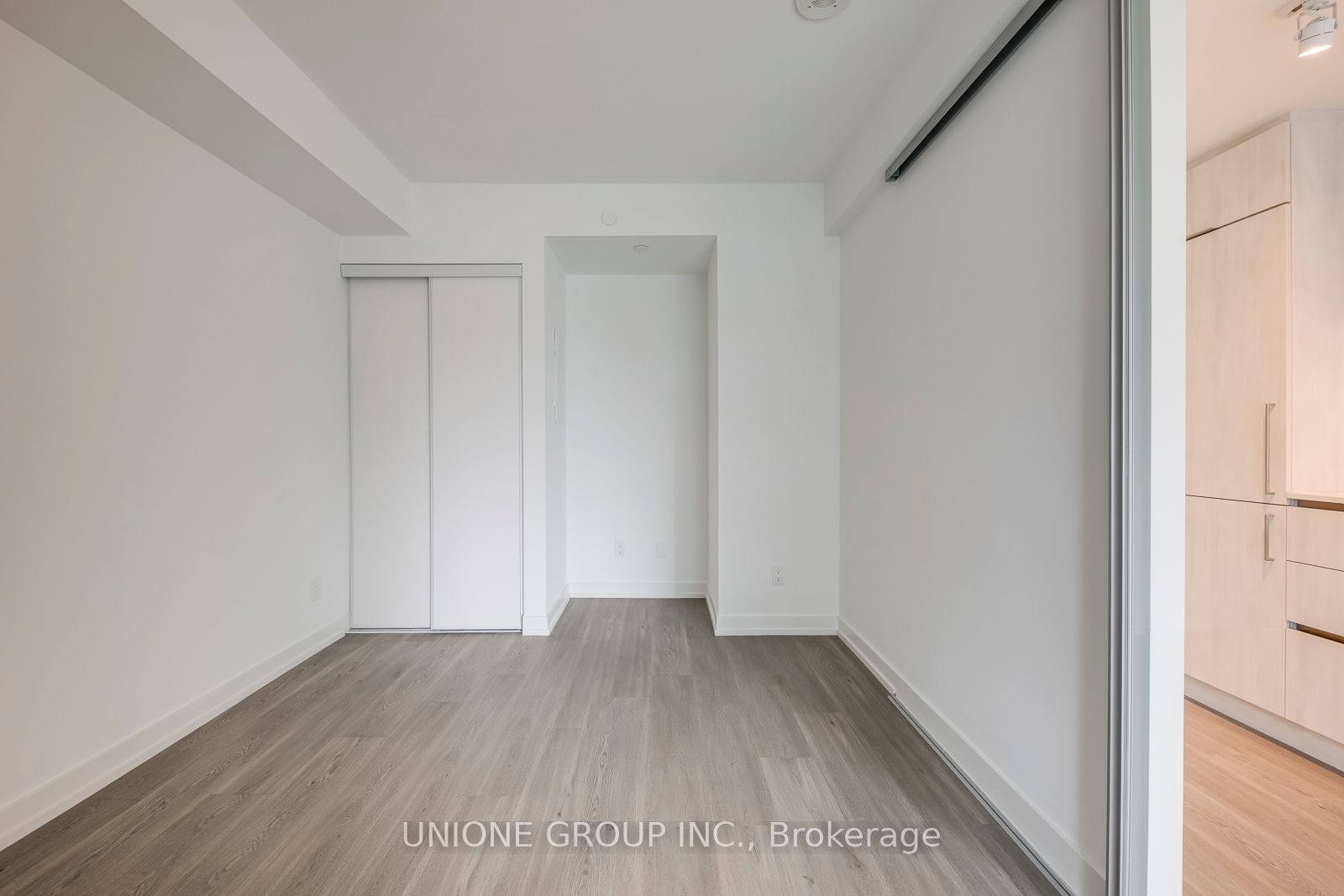 8 Wellesley Street W 2506 Property Photo 16