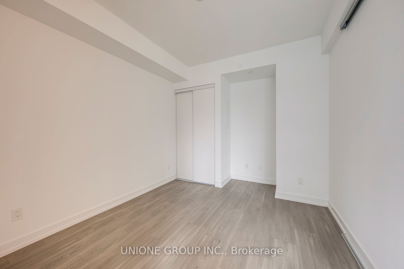 8 Wellesley Street W 2506 Property Photo 17