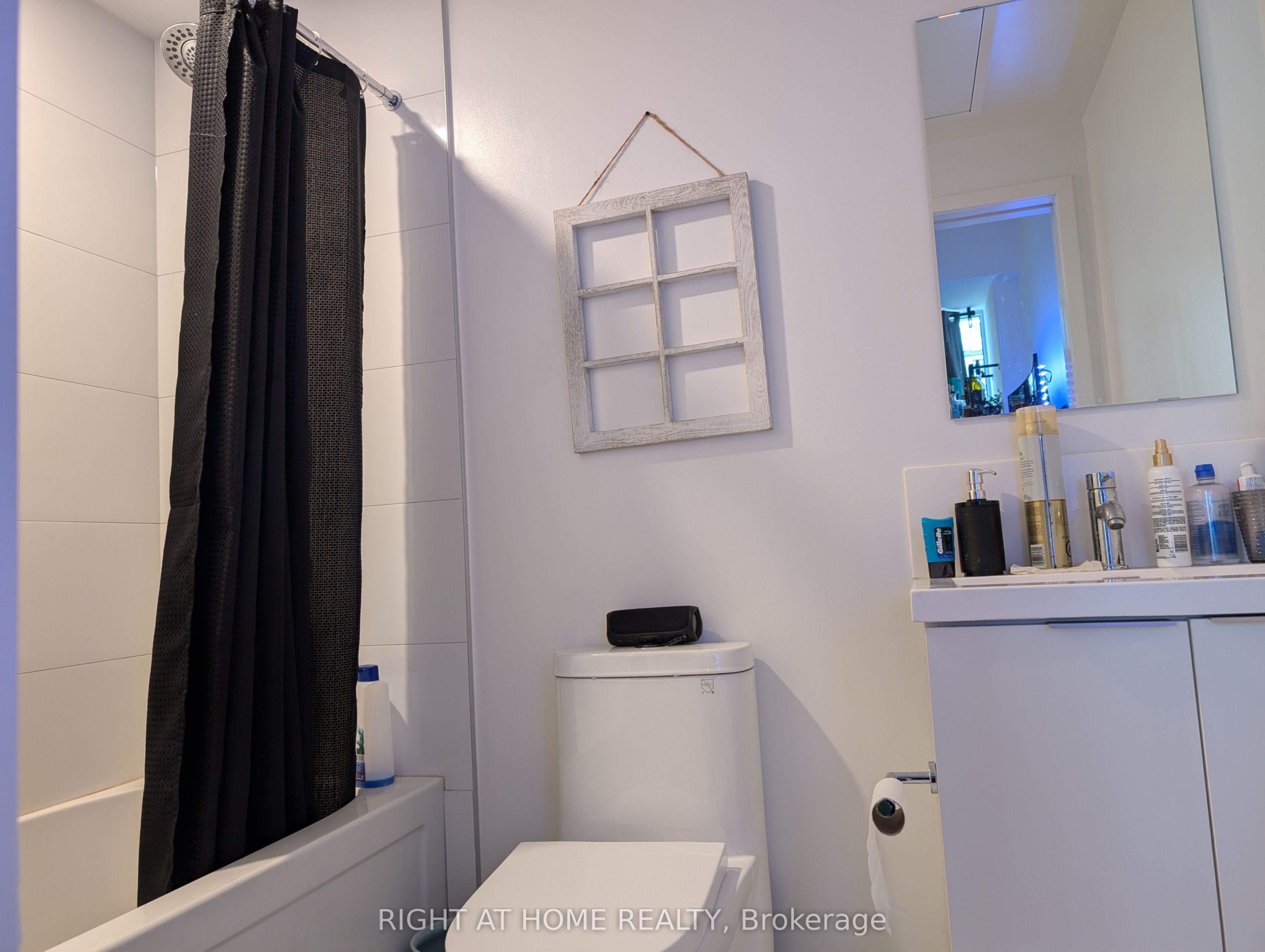 121 St. Patrick Street 614 Property Photo 6