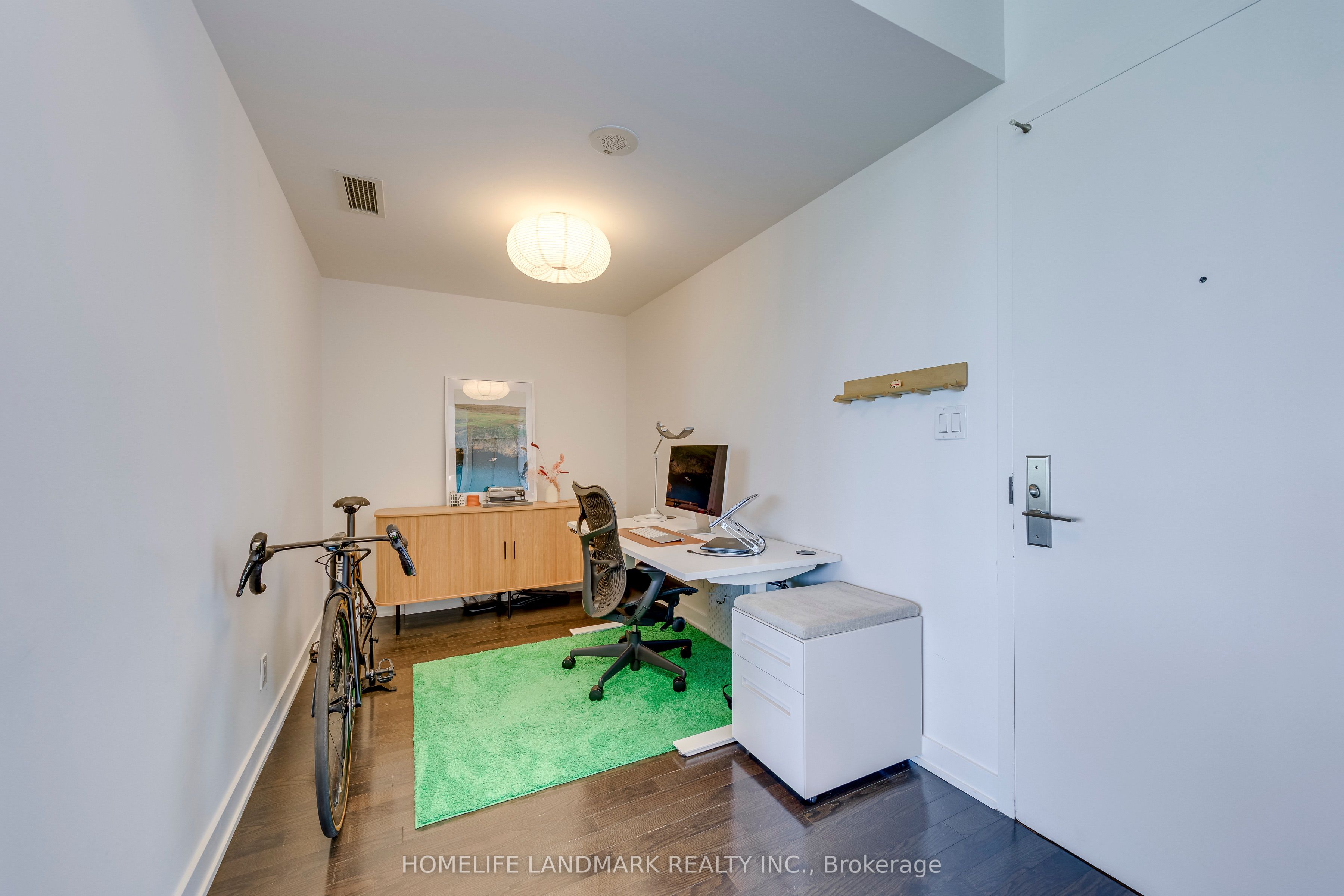126 Simcoe Street 3306 Property Photo 8
