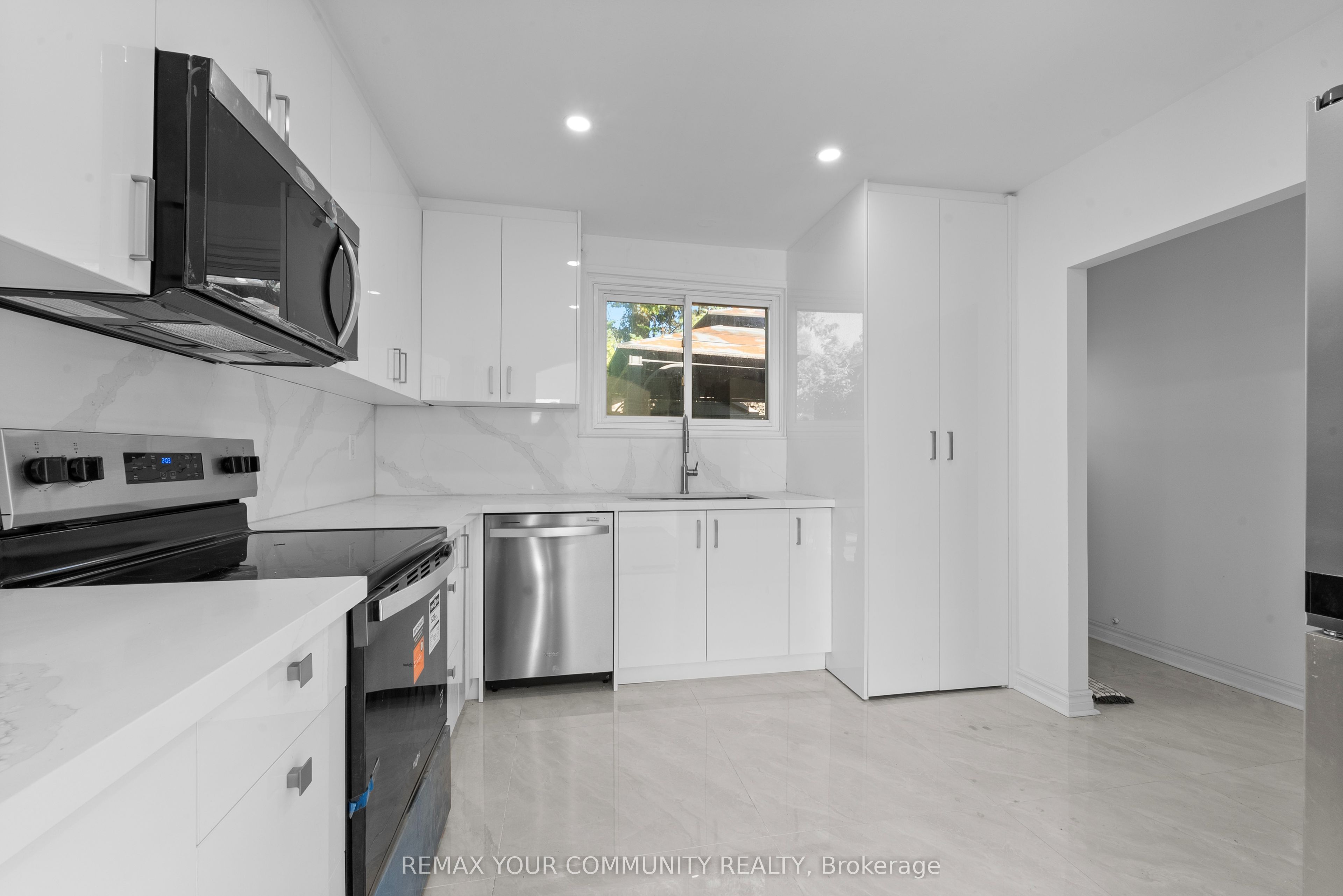 2 Lisburn Crescent Property Photo 1