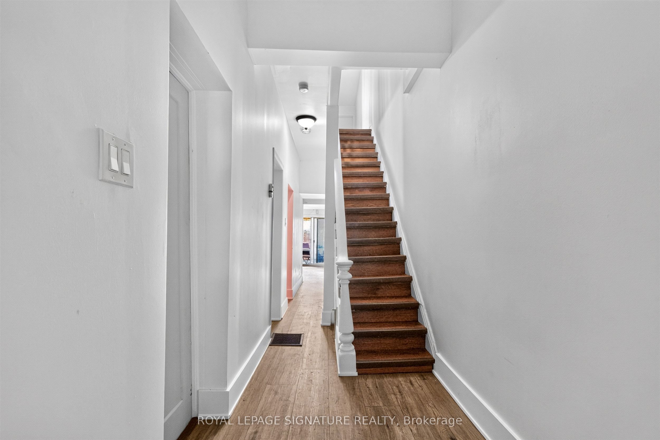 212 Lippincott Street Property Photo 5