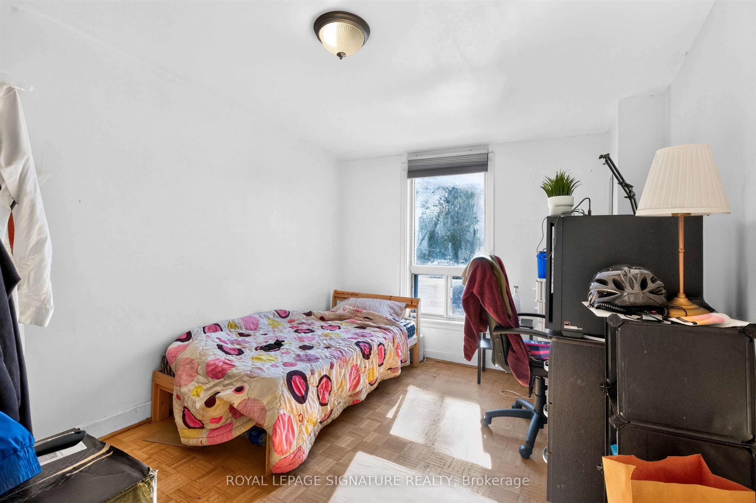 212 Lippincott Street Property Photo 9