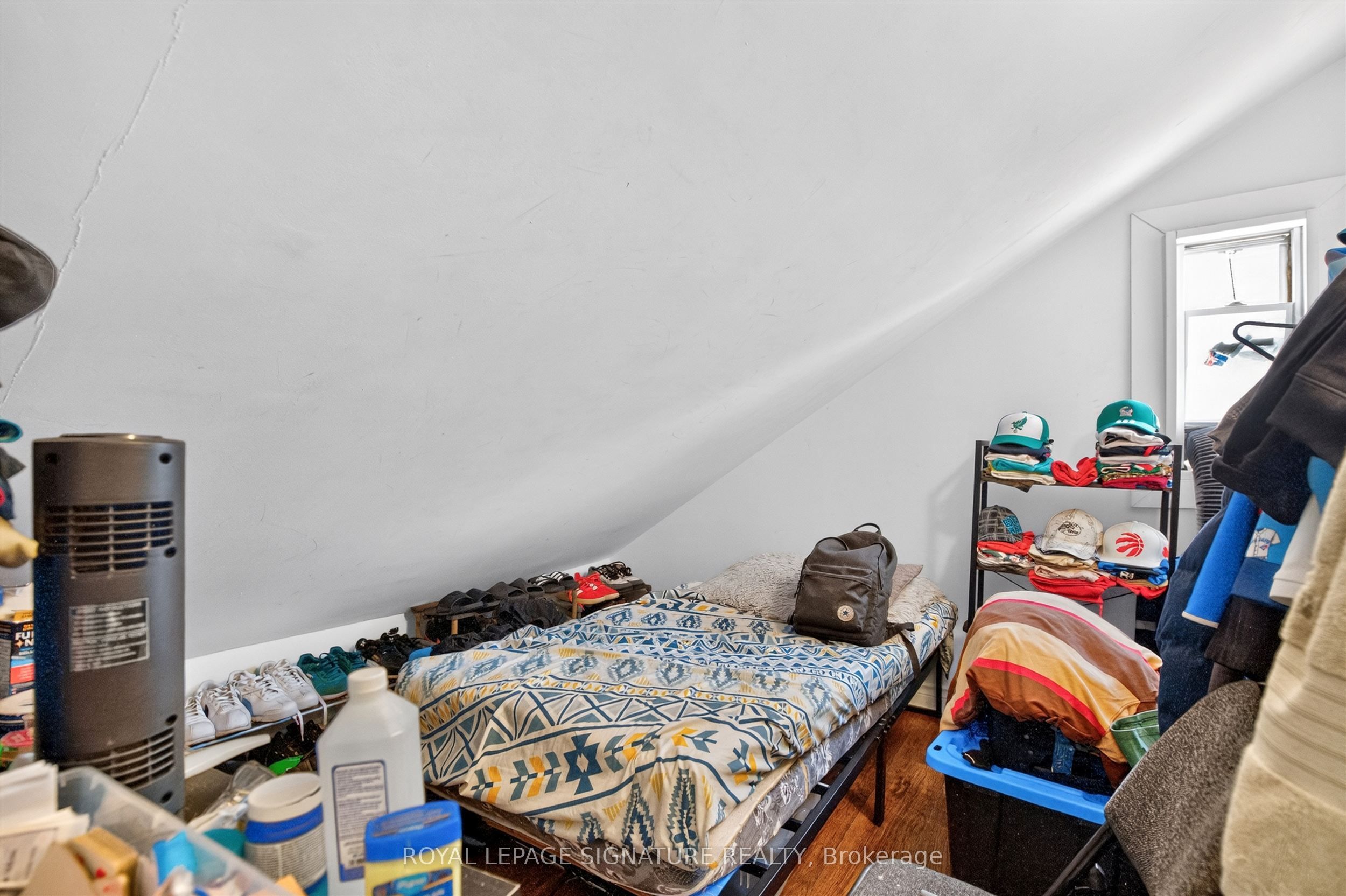 212 Lippincott Street Property Photo 10