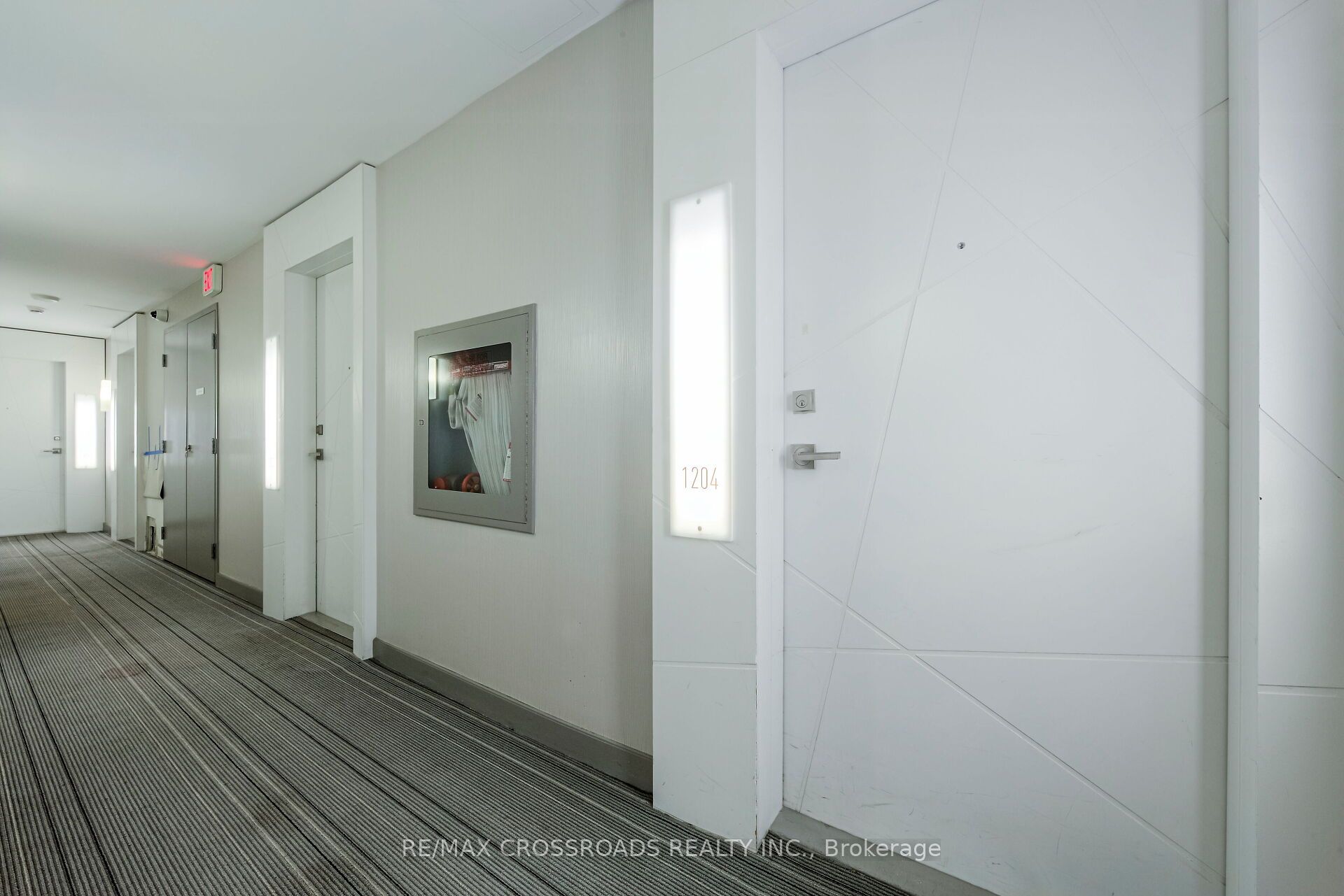 12 York Street 1104 Property Photo 3