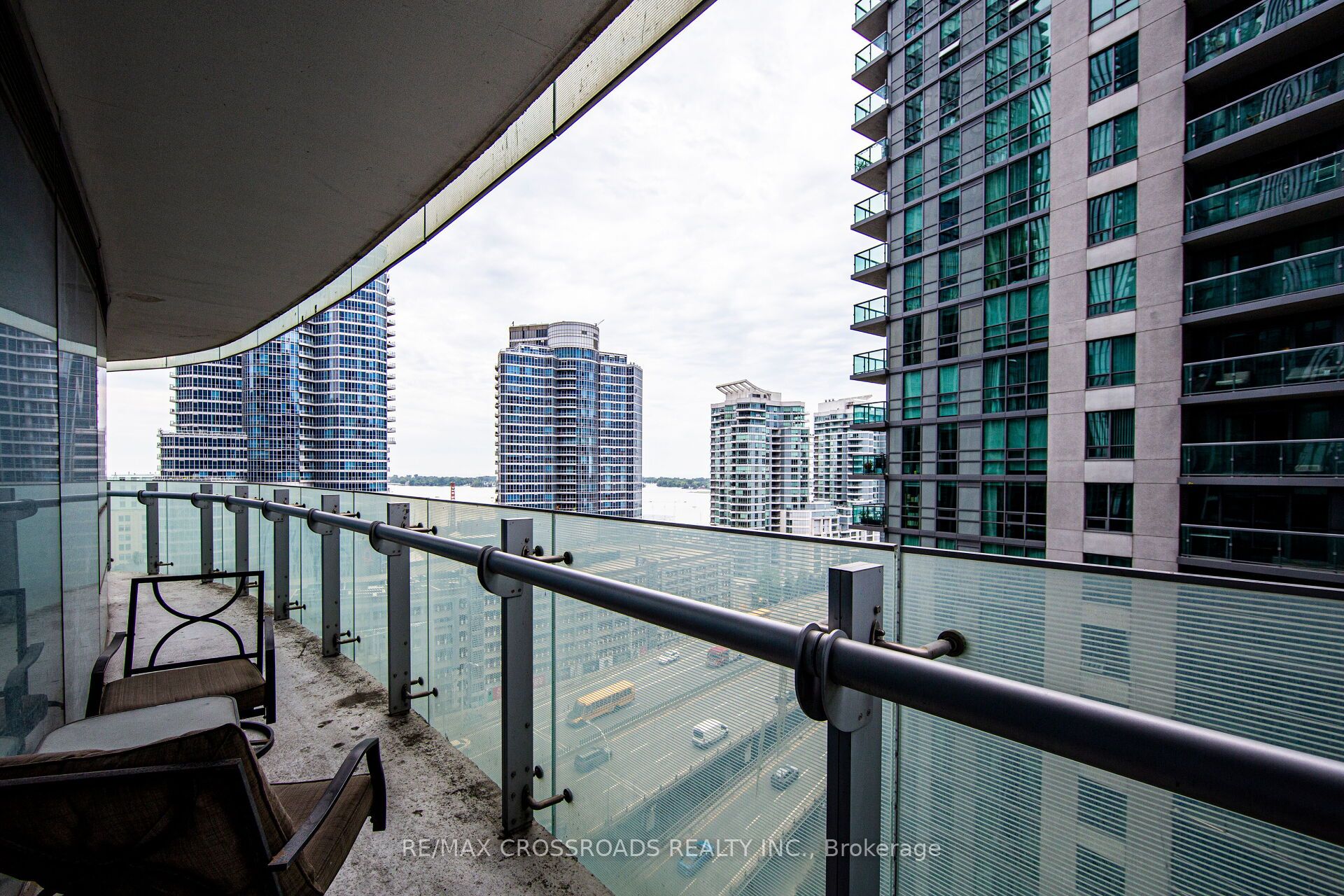 12 York Street 1104 Property Photo 15