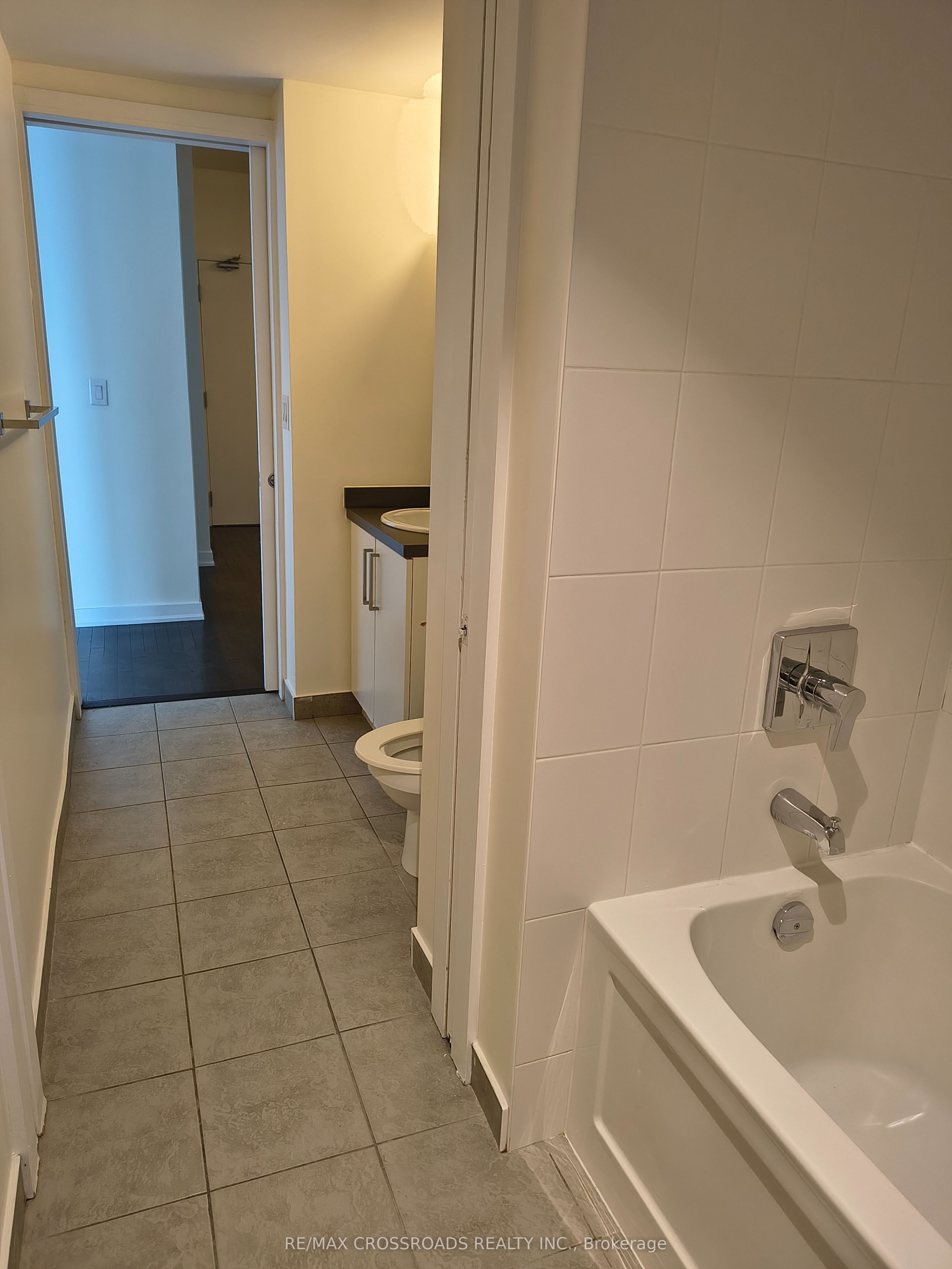 12 York Street 1104 Property Photo 21