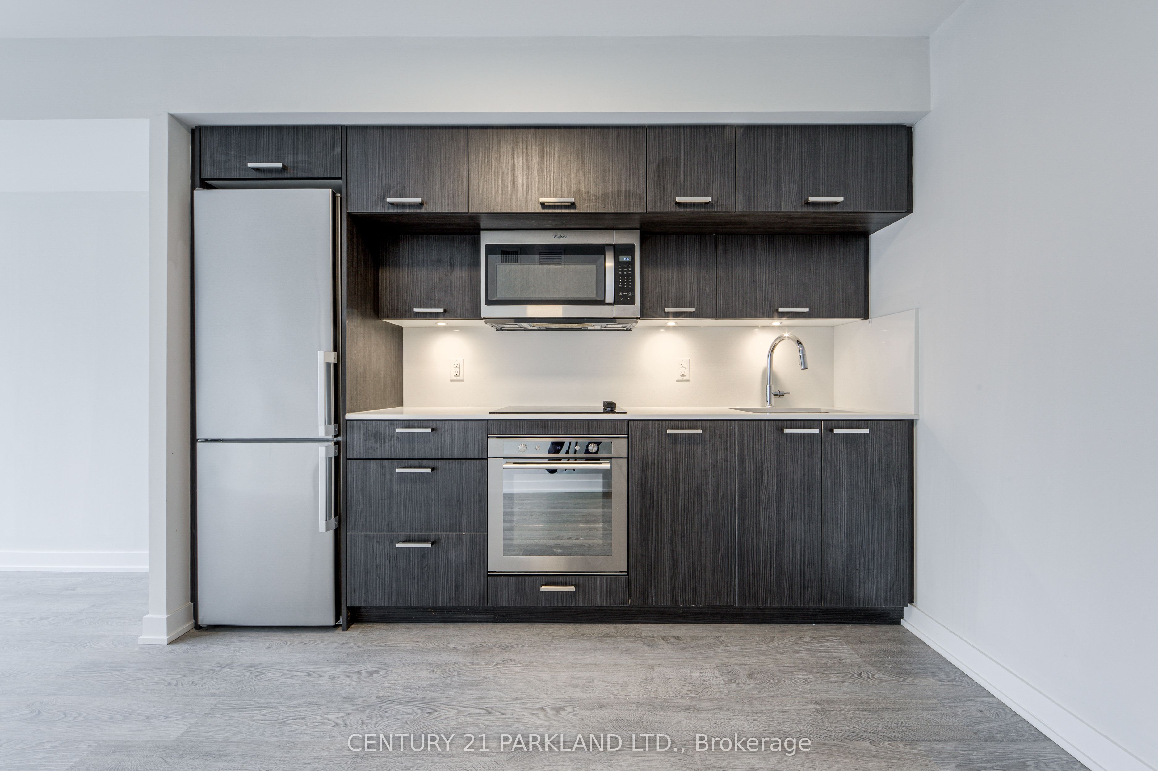50 Mccaul Street 607 Property Photo 9