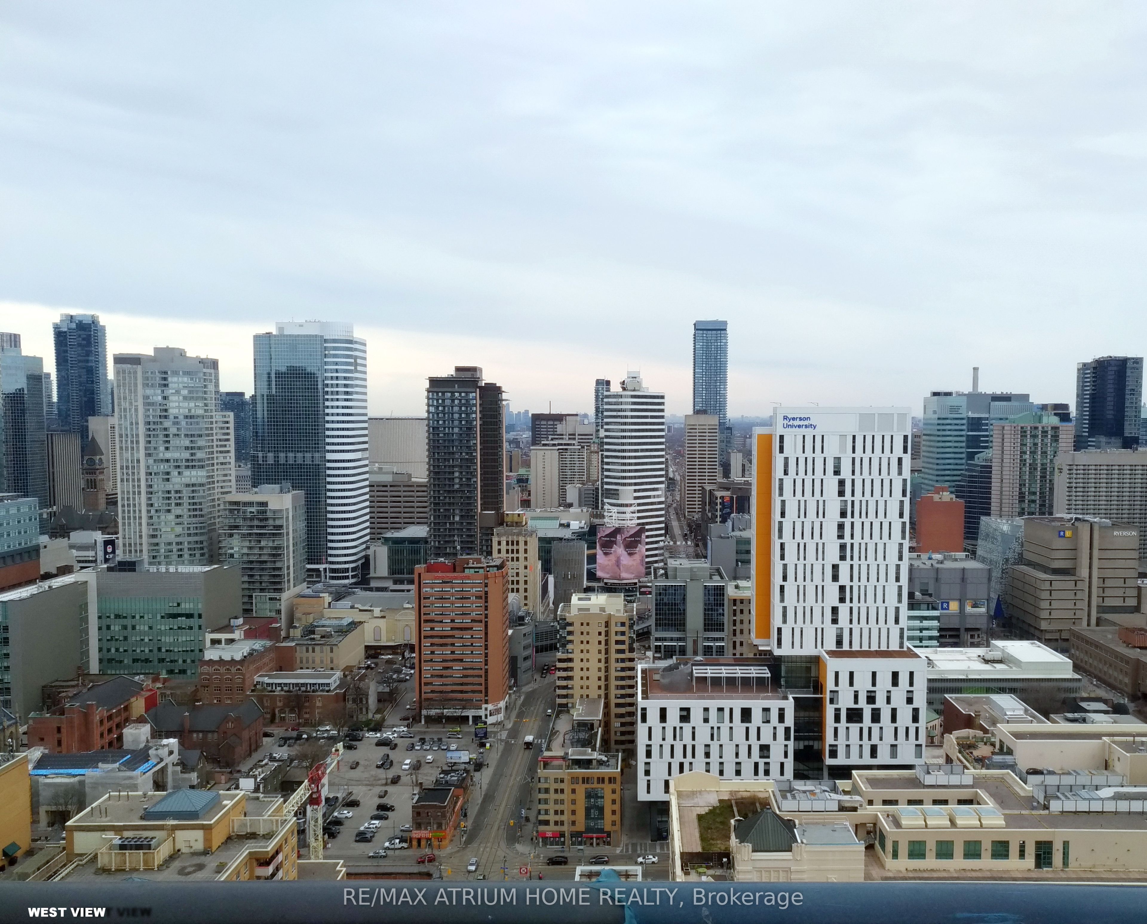 251 Jarvis Street 3609 Property Photo 4