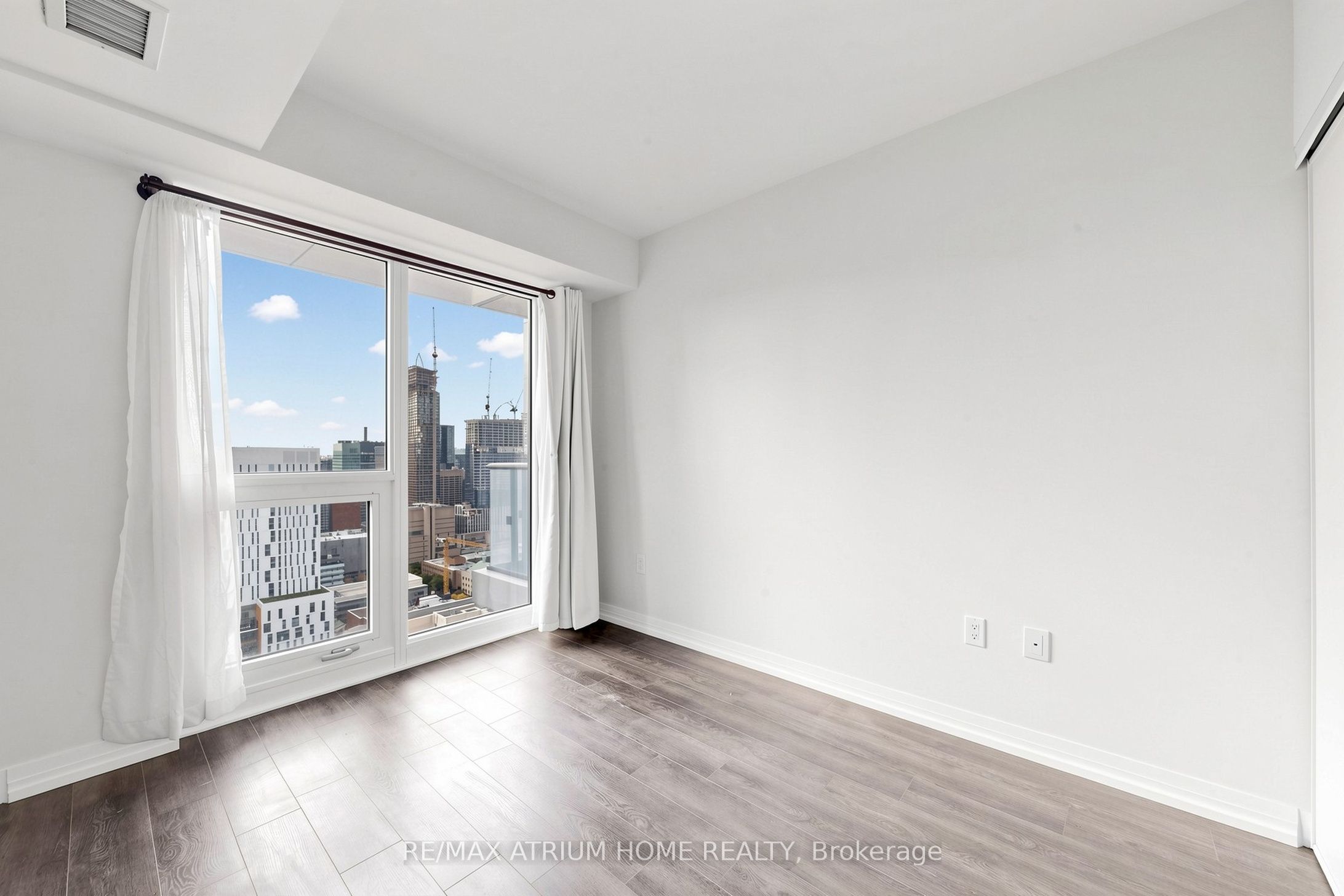 251 Jarvis Street 3609 Property Photo 23