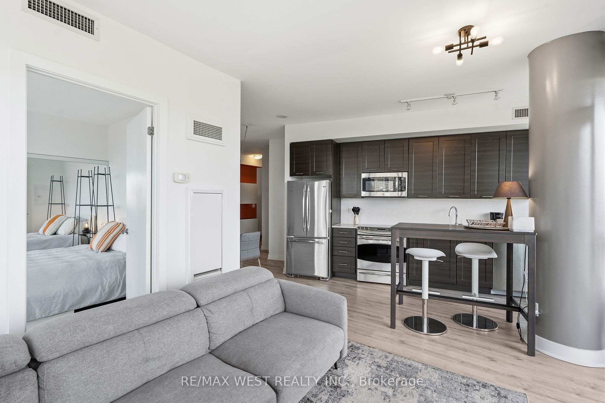 169 Fort York Boulevard 1002 Property Photo 16