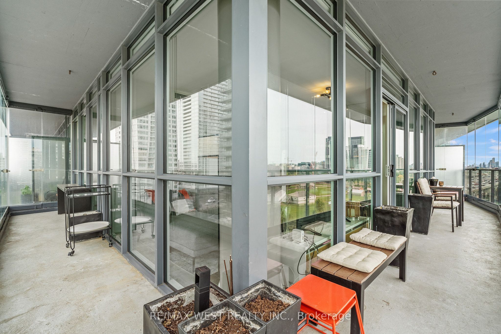 169 Fort York Boulevard 1002 Property Photo 25