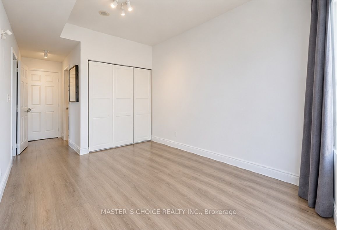 31 Olive Avenue 215 Property Photo 8