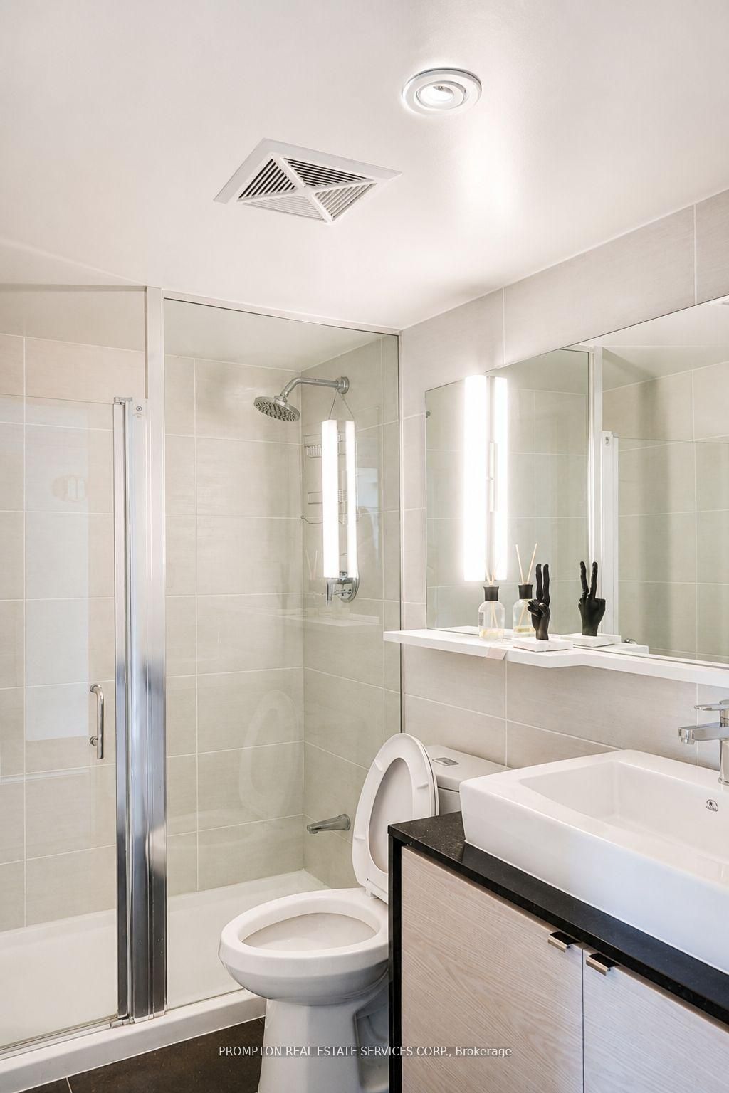 72 Esther Shiner Boulevard 717 Property Photo 19